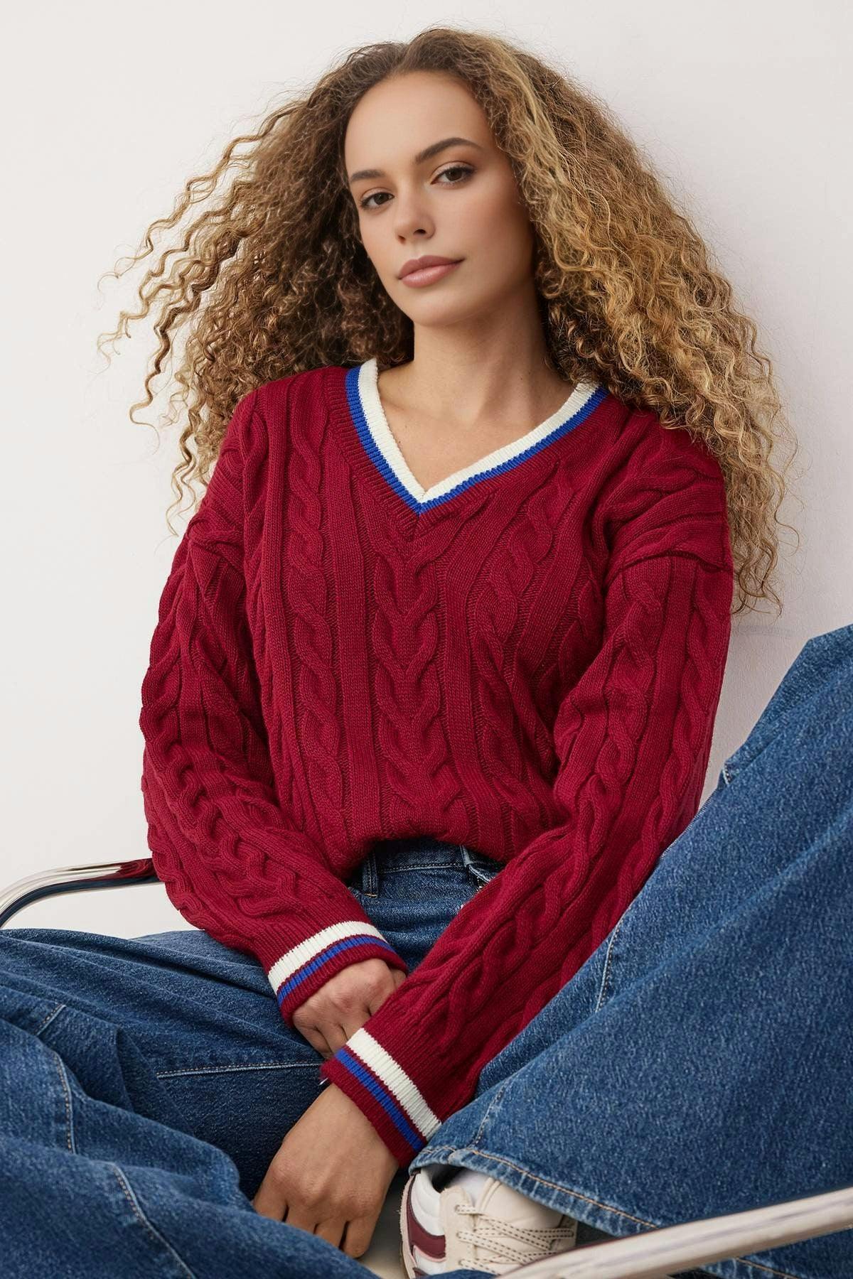 Hoxton Gal Burgundy Cable Knit Collegiate Sweater - M