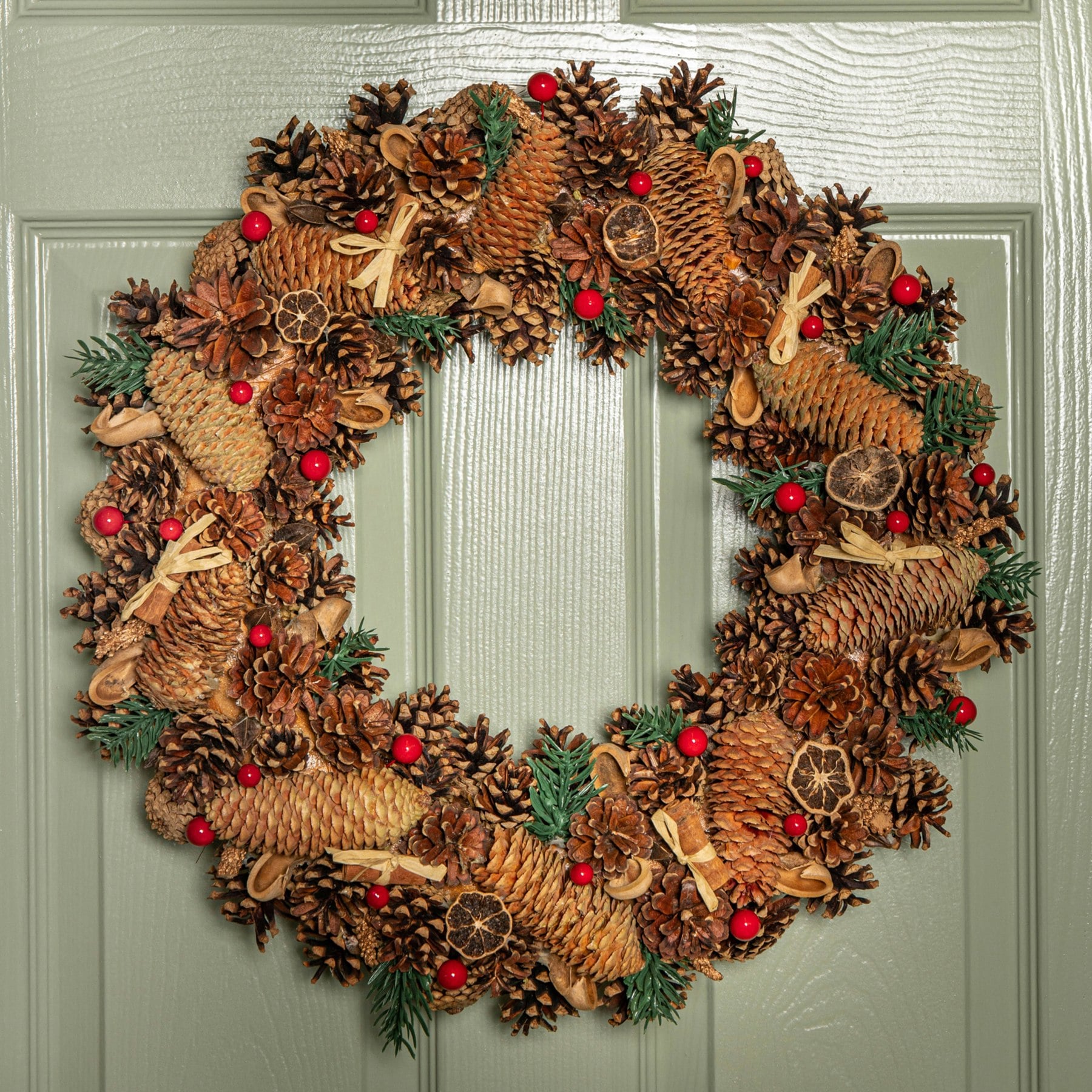Samuel Alexander Winter Spice Christmas Wreath With Pine Cones Berries And Dried Fruit 50Cm - Image 5