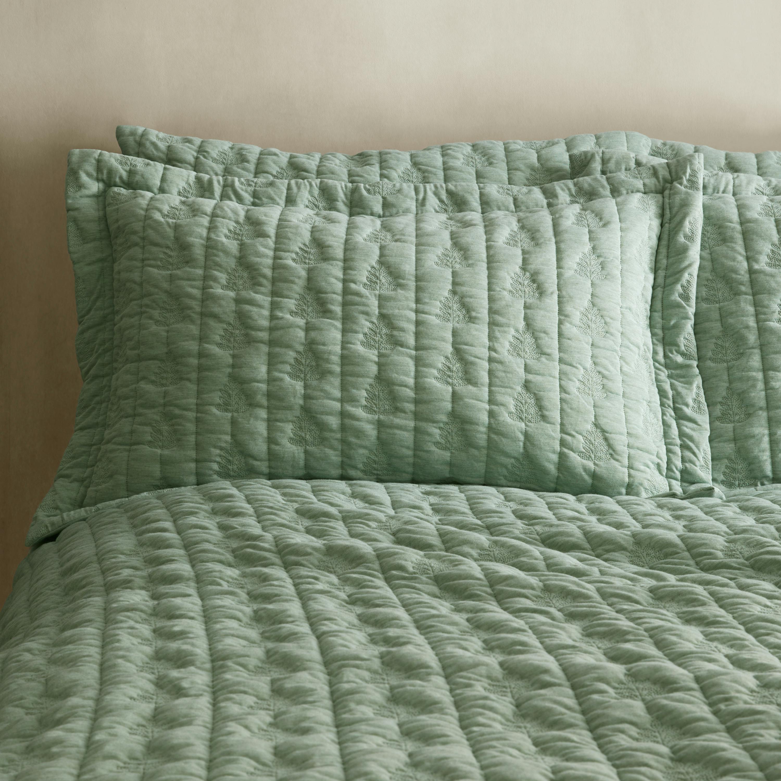 Rackhams Green Tamba Leaf Pinsonic Quilted Oxford Pillowcase Pair
