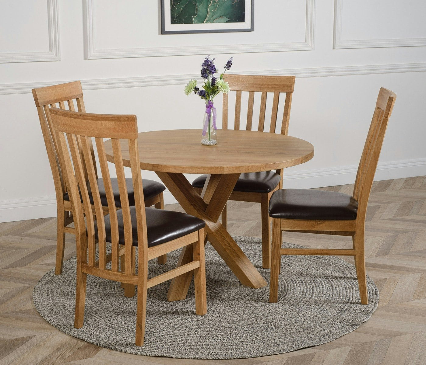 That's Furniture Light Oregon Round Oak Dining Table With 4 Harvard Oak Chairs - 1 - Natural Oak - 4 Chairs