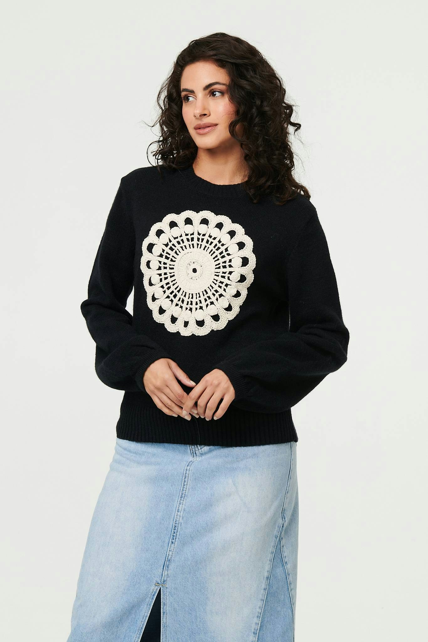 Izabel London Black Embroidered Detail Long Sleeve Jumper - M
