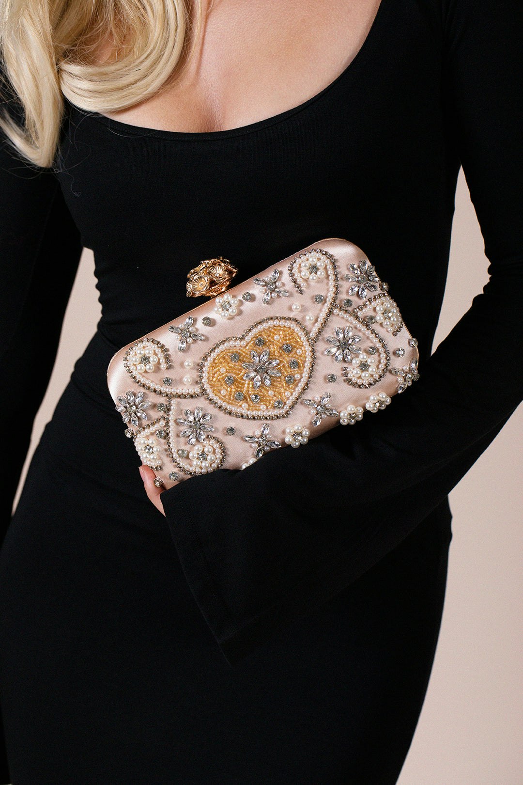 Svnx Gold Embellished Heart Clutch Bag In - One Size