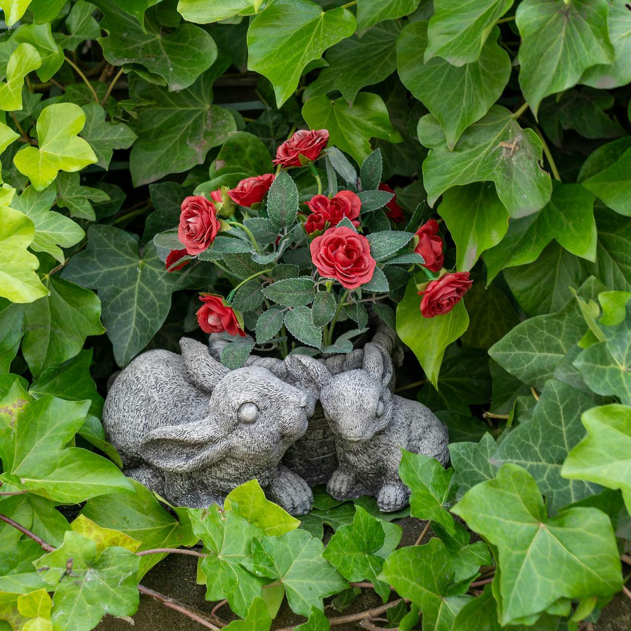 Osn Stone Cast Pot With Rabbits For Flowers Or Plants