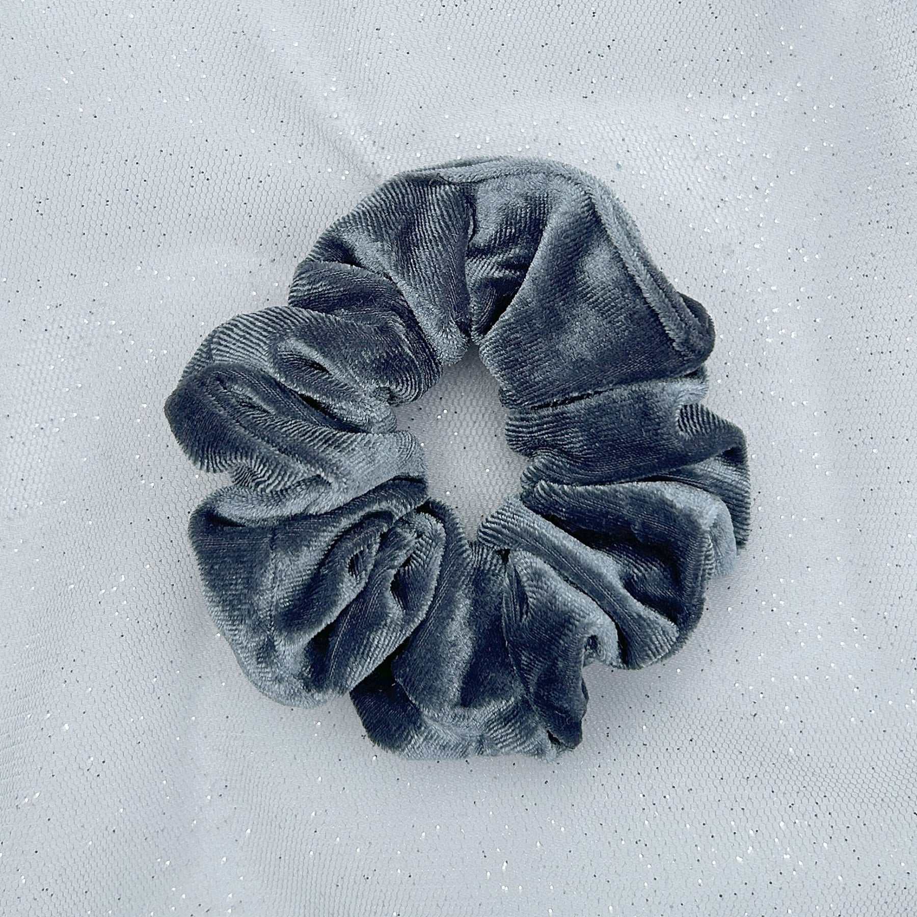 Queenmee Accessories Grey Scrunchie In Velvet