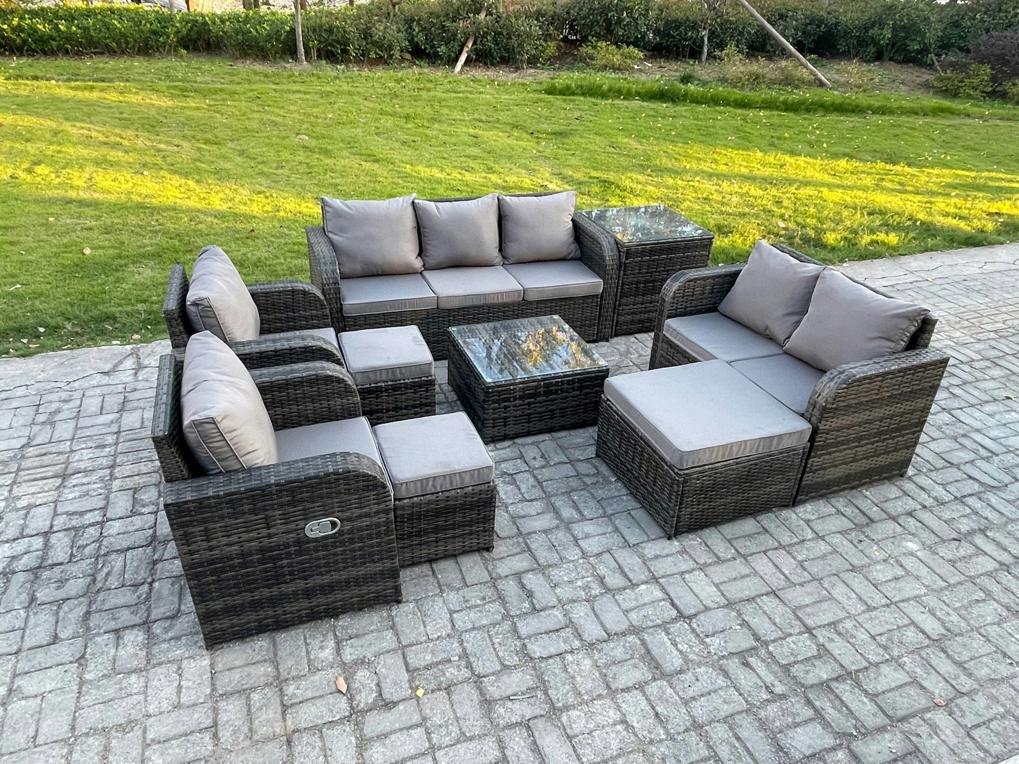 Fimous Dark/Grey 10 Seater Garden Furniture Set Rattan Outdoor Lounge Sofa Chair With Tempered Glass Table 3 Footstools Side Table Mixed