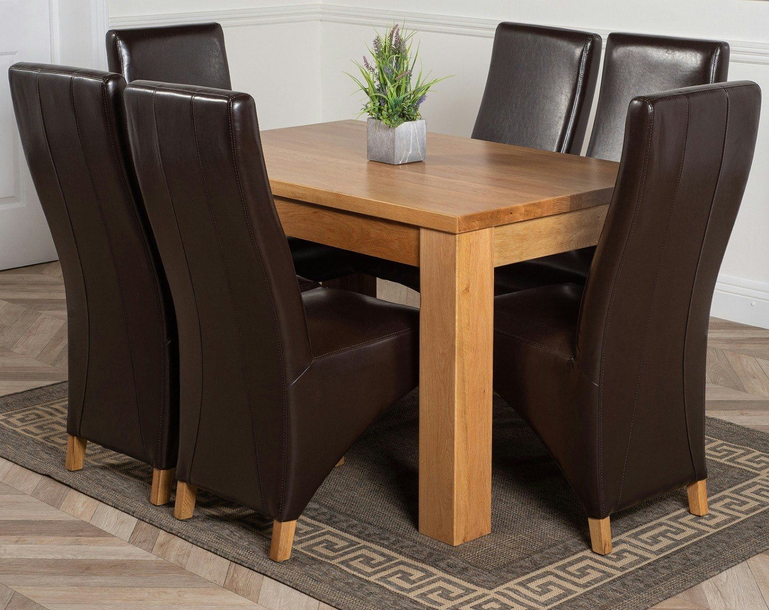 That's Furniture Brown Dakota Small Oak Dining Table With Lola Leather Chairs - 6 Chairs