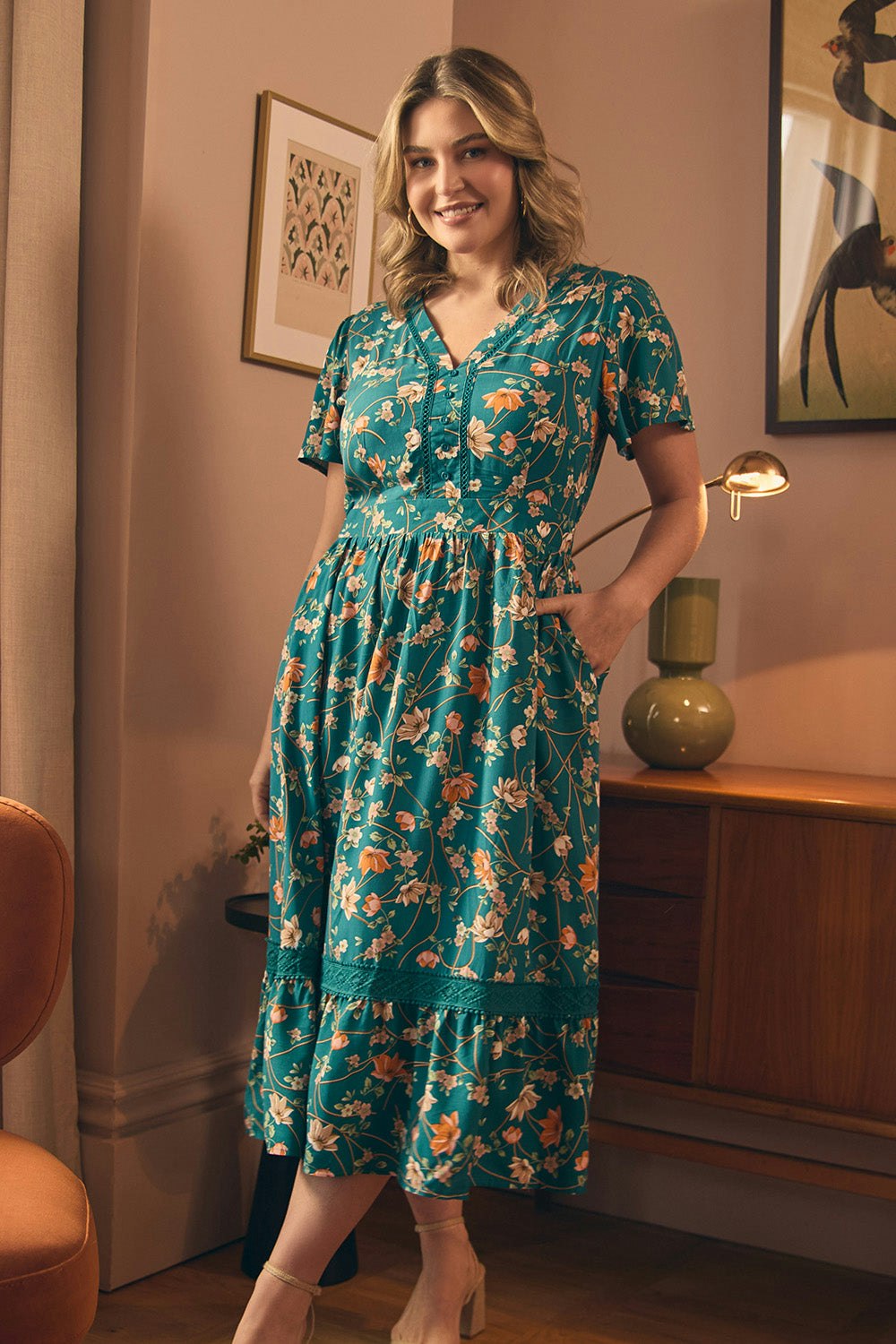 Izabel London Floral Lace Trim Short Sleeve Midi Dress - Teal Size 20