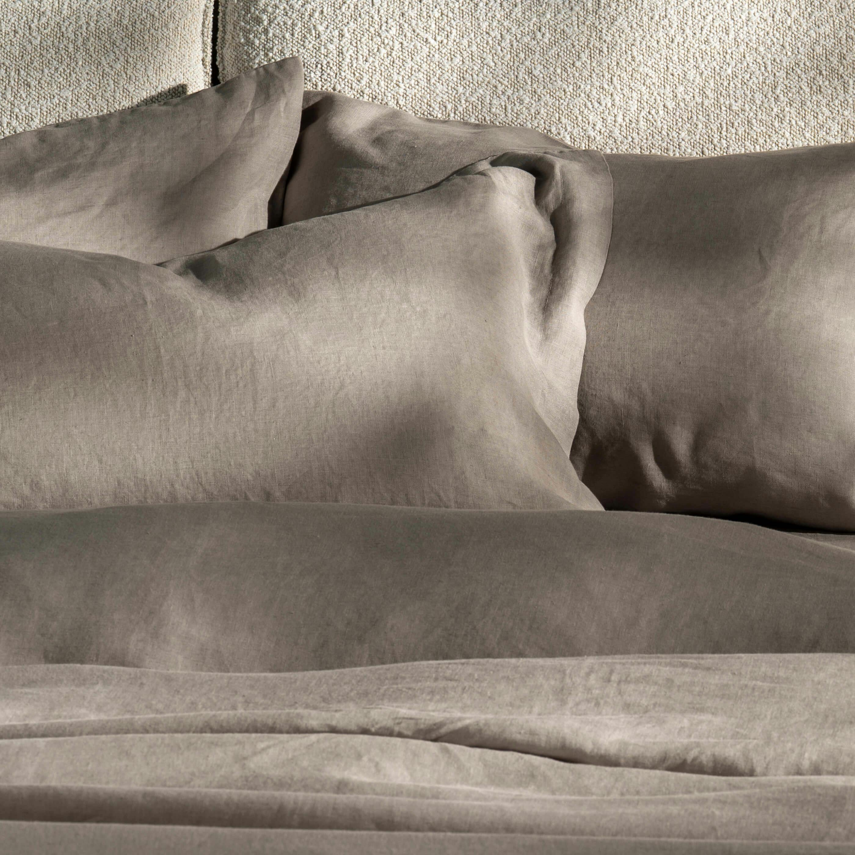 Rackhams Mocha French Linen Pillowcases - Standard - Pair - Oxford