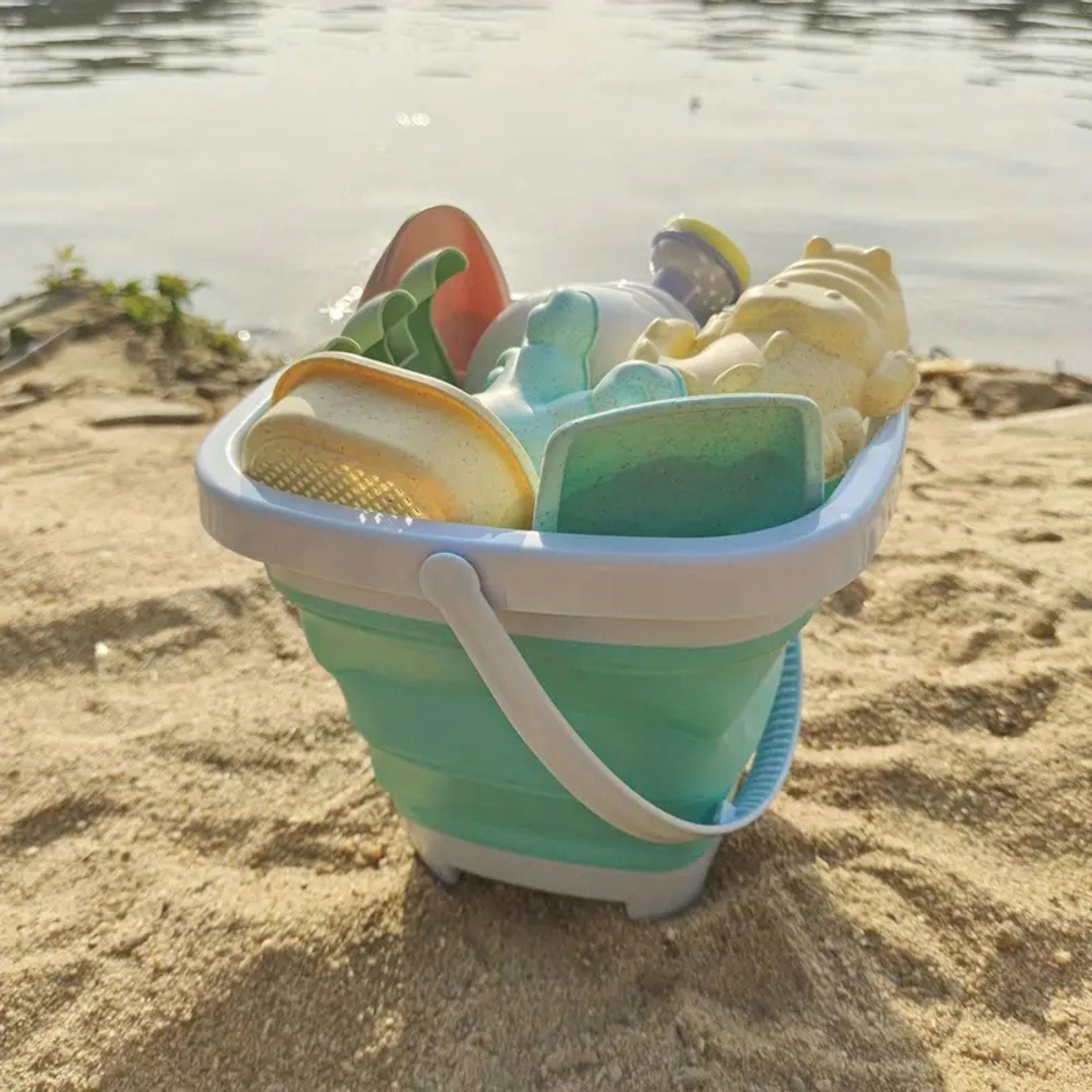 Smartbies Collapsible Beach Bucket Sand Toys