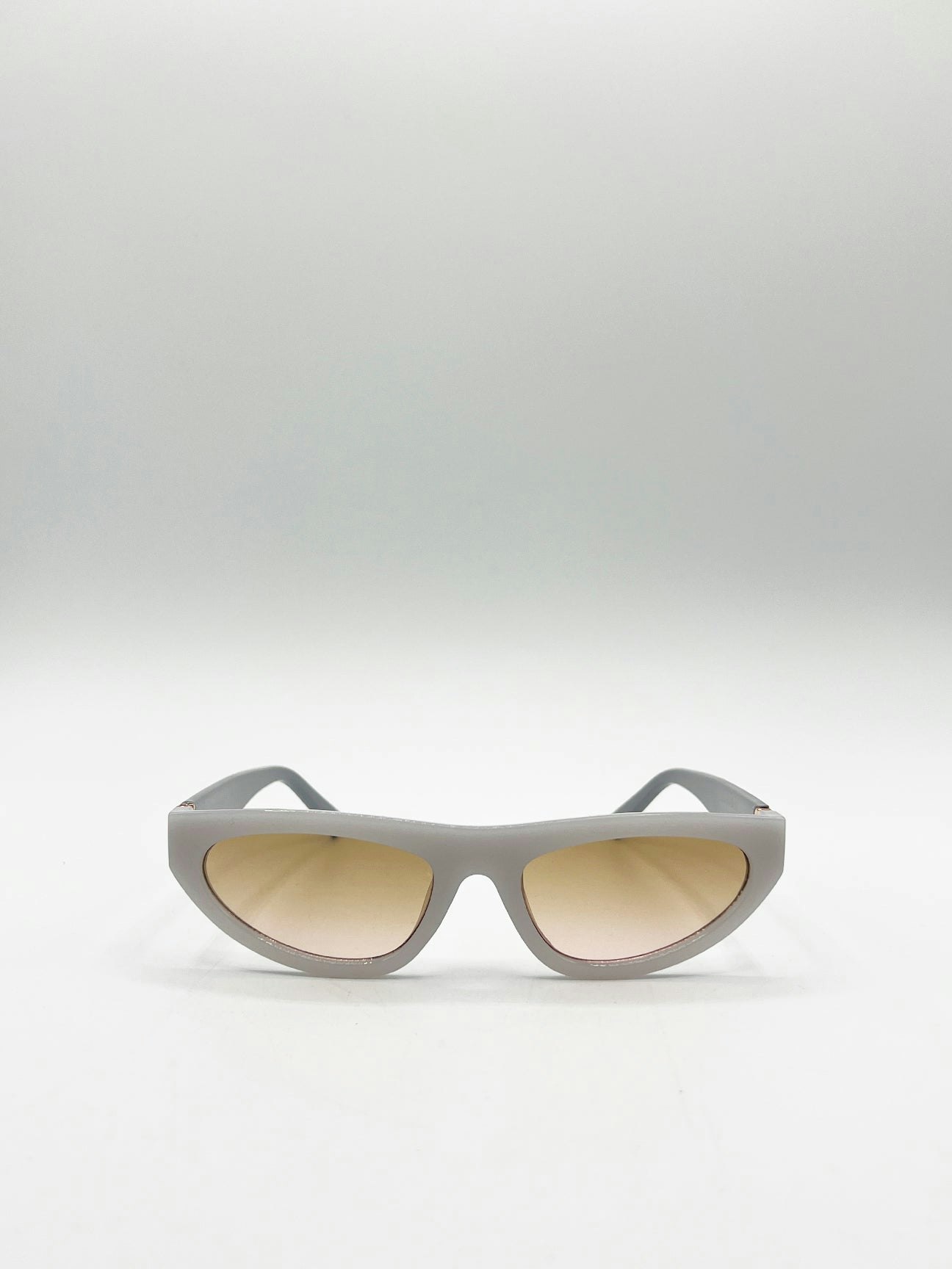 Svnx Light/Grey/White Retro Oval Sunglasses In - One Size