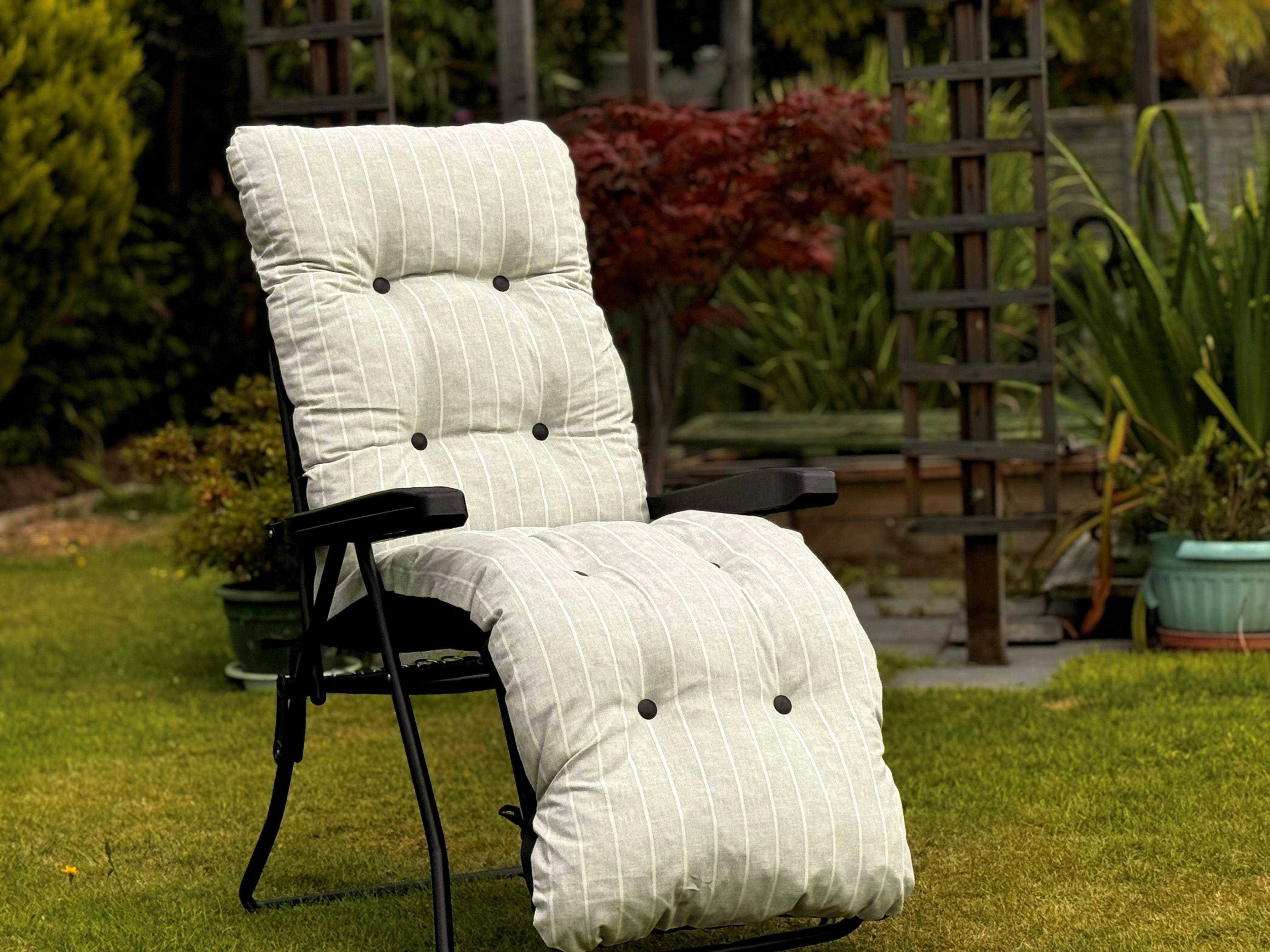 Glendale Grey Garden Relaxer (Pattern Options Available) - Stripe