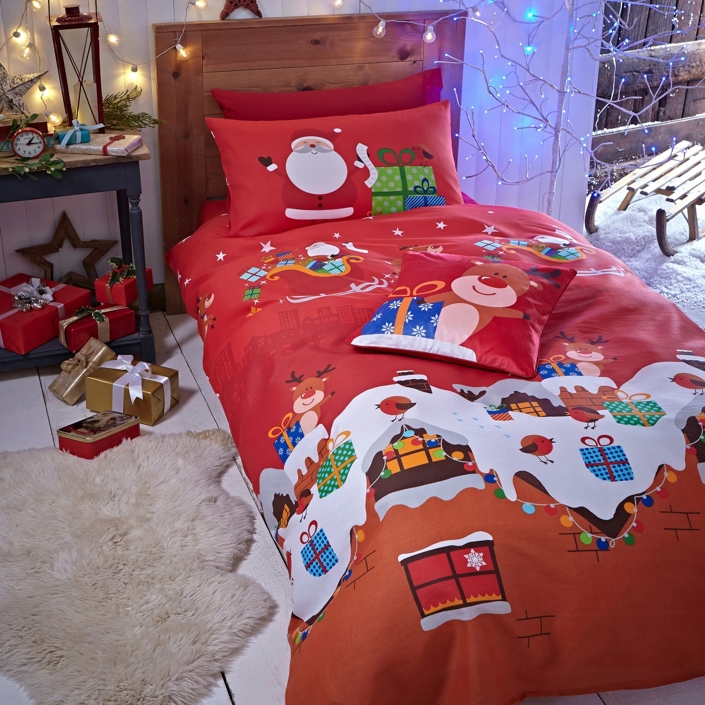 Photos - Bed Linen Catherine Lansfield Rackhams Santa's Christmas Presents Reversible Duvet Cover Set - Single 