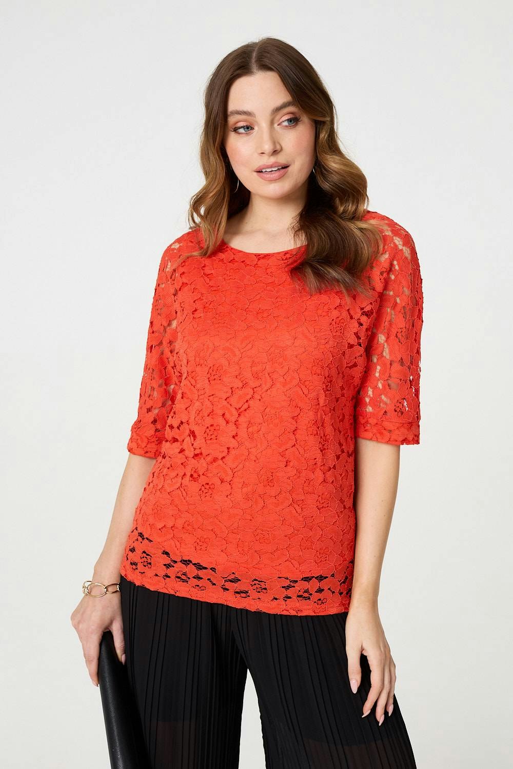 Izabel London Coral Floral Lace 3/4 Sleeve Relaxed Blouse - 10
