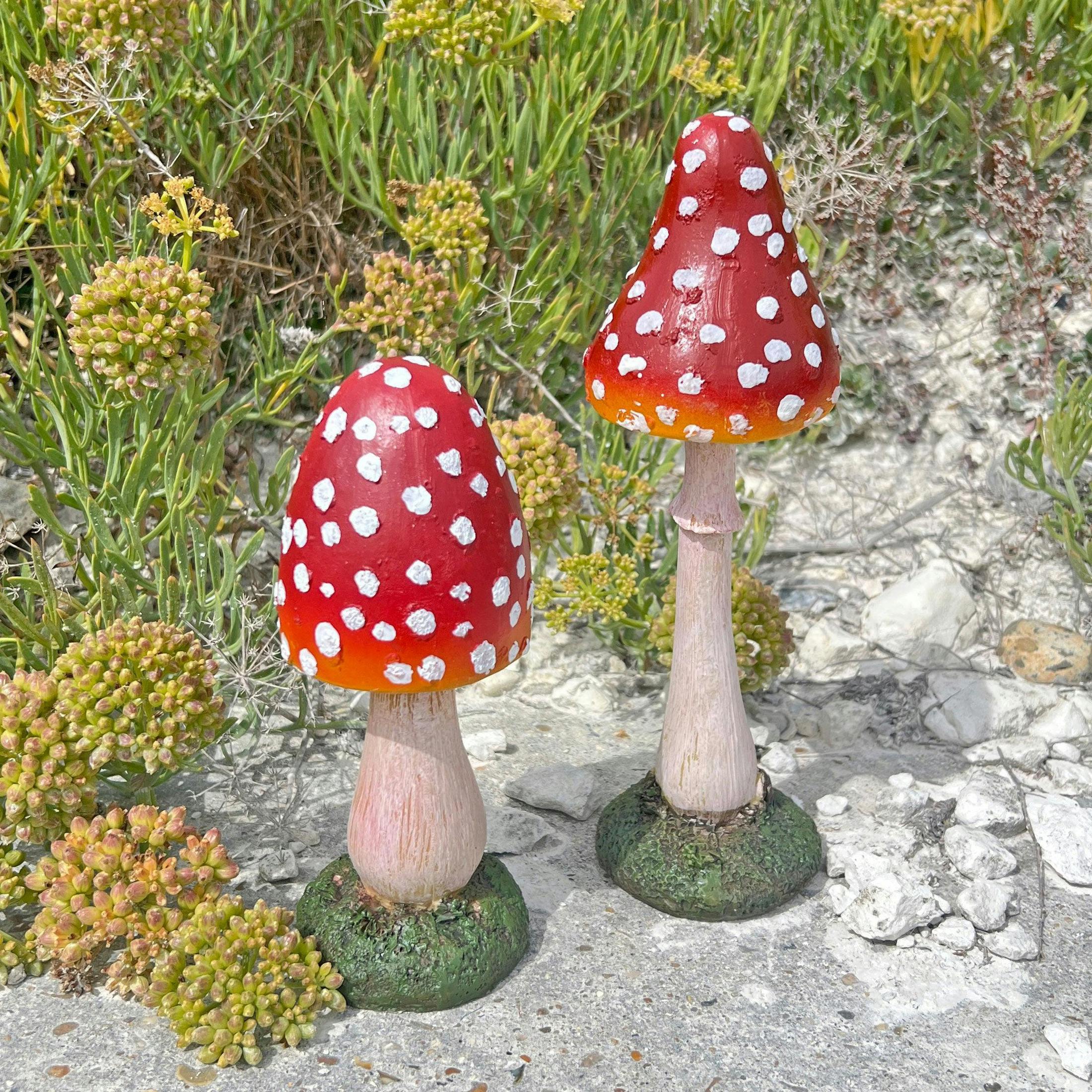 Rackhams Red Pair Of Pointed Garden Mushroom Cap Toadstool Ornaments