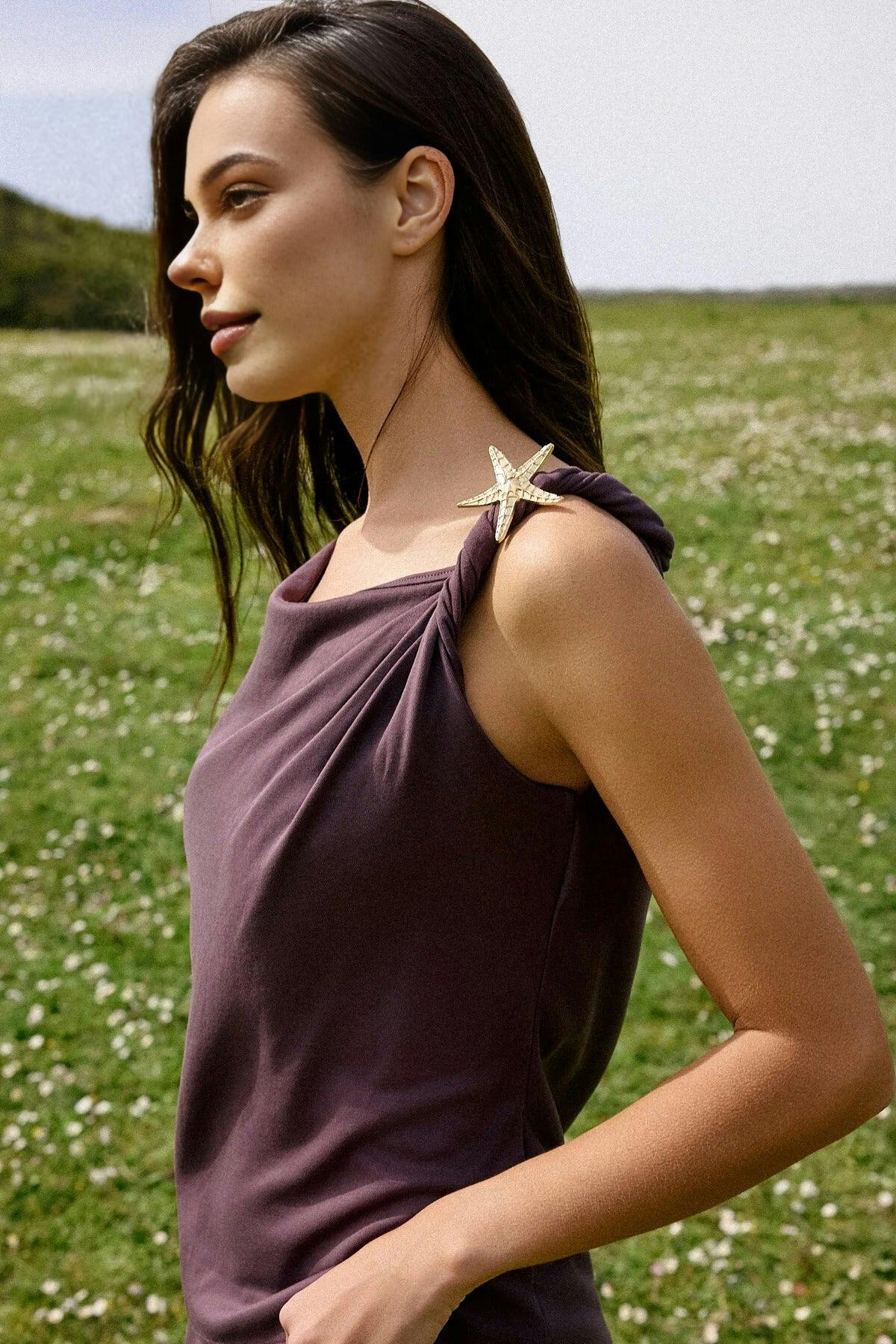 Wovcor Asymmetric Neck Sleeveless Fitted Blouse - Plum - Xs