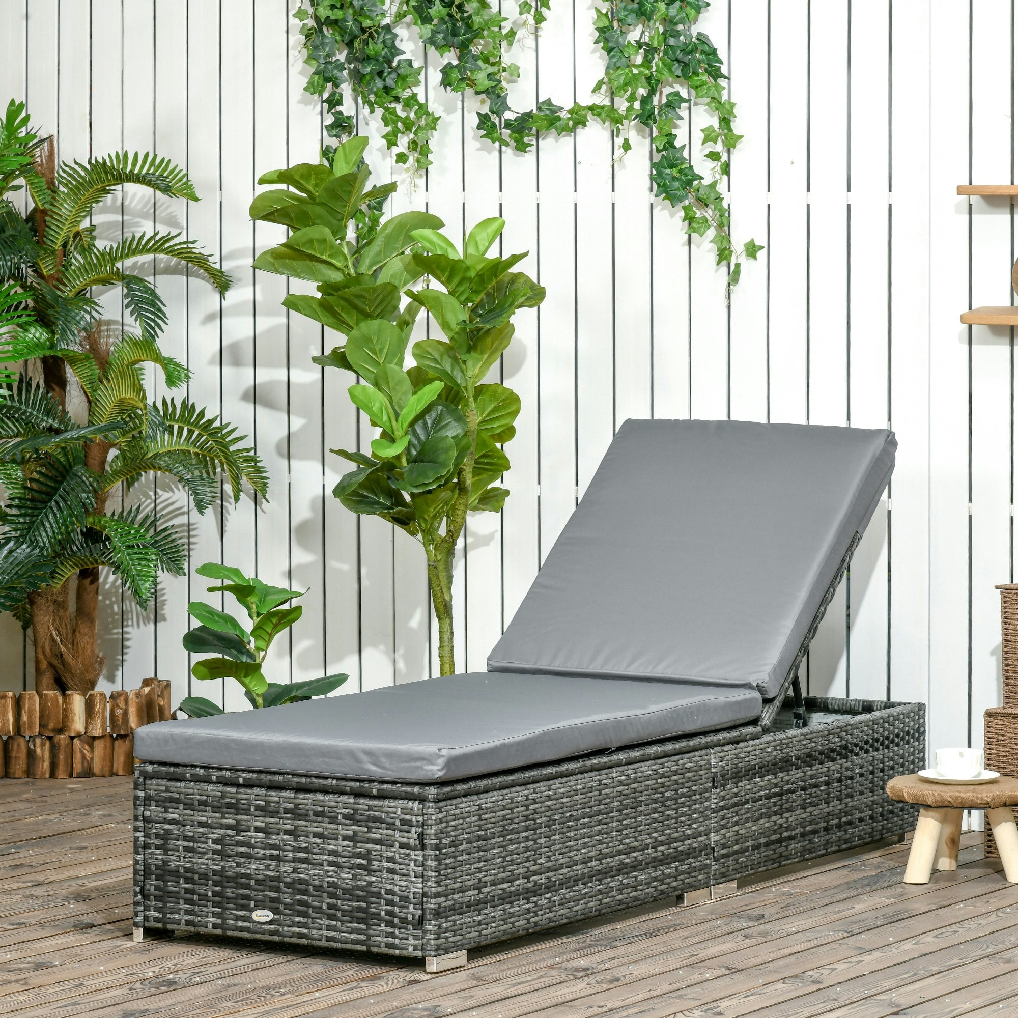 Rackhams Brown Rattan Sun Lounger, Recliner Chair, Adjustable Back,