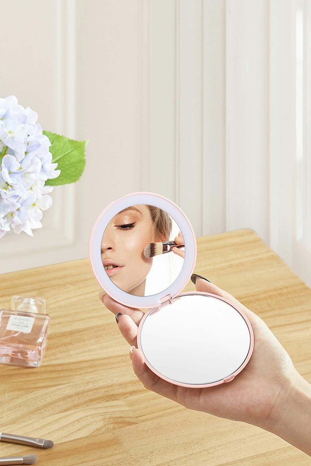 Living And Home Light/Pink Portable Led Ed Travel Makeup Mirror, Rechargeable Large 5" 1X/10X Travel Magnifying Mirror With