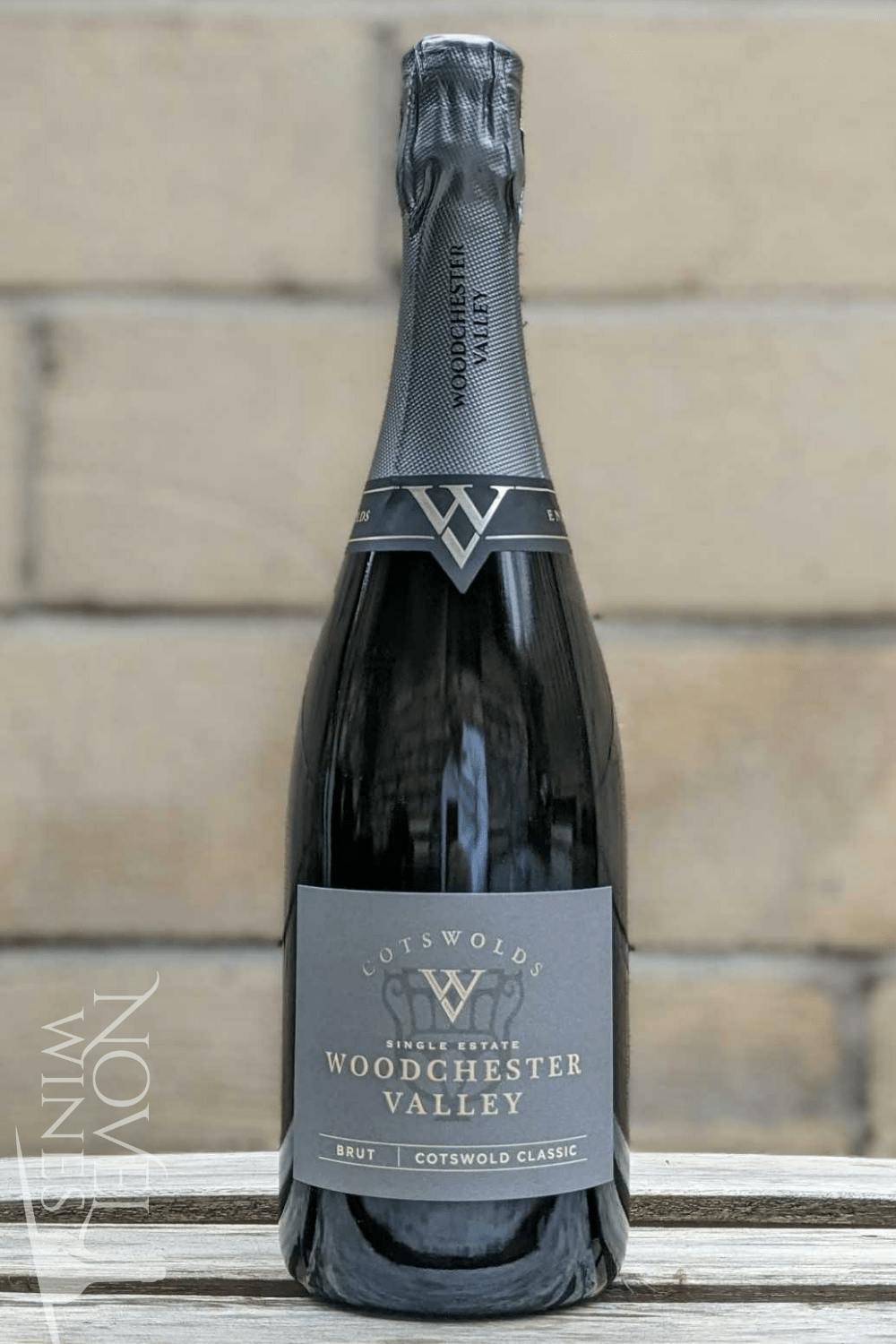 Woodchester Valley Vineyard Light Cotswolds Classic Cuvée 2020, England - Pack Of 6