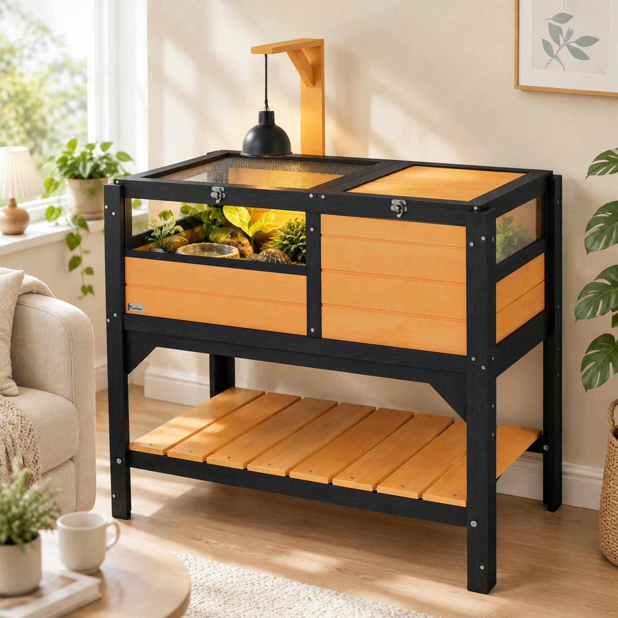 B&Q - Wooden Tortoise House W/ RunShelterShelfLamp HolderYellow - Image 4