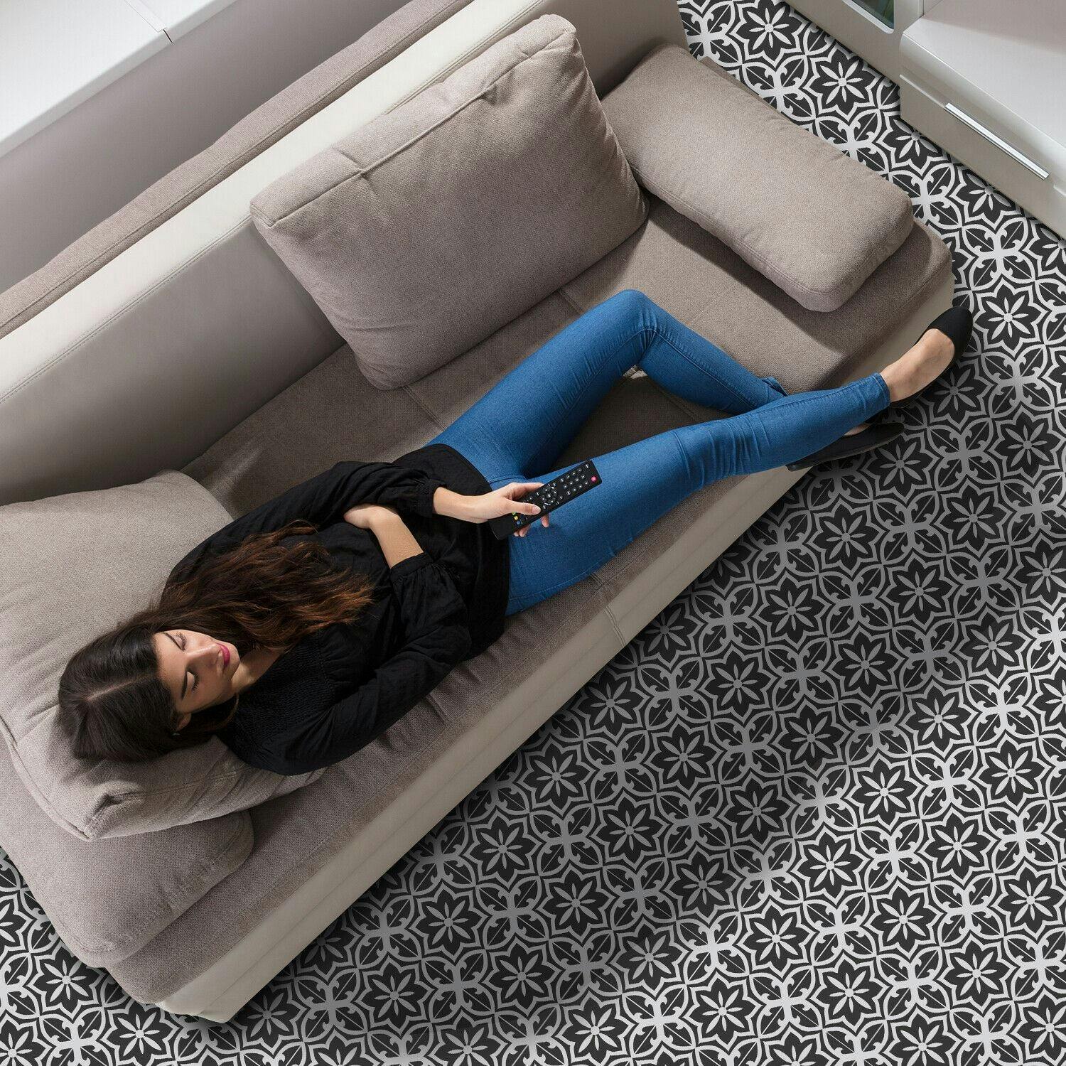 Walplus Wfs6017 - Medieval Art Seamless Floral Pattern Tiles Floor Stickers 120Cm X 60 Cm
