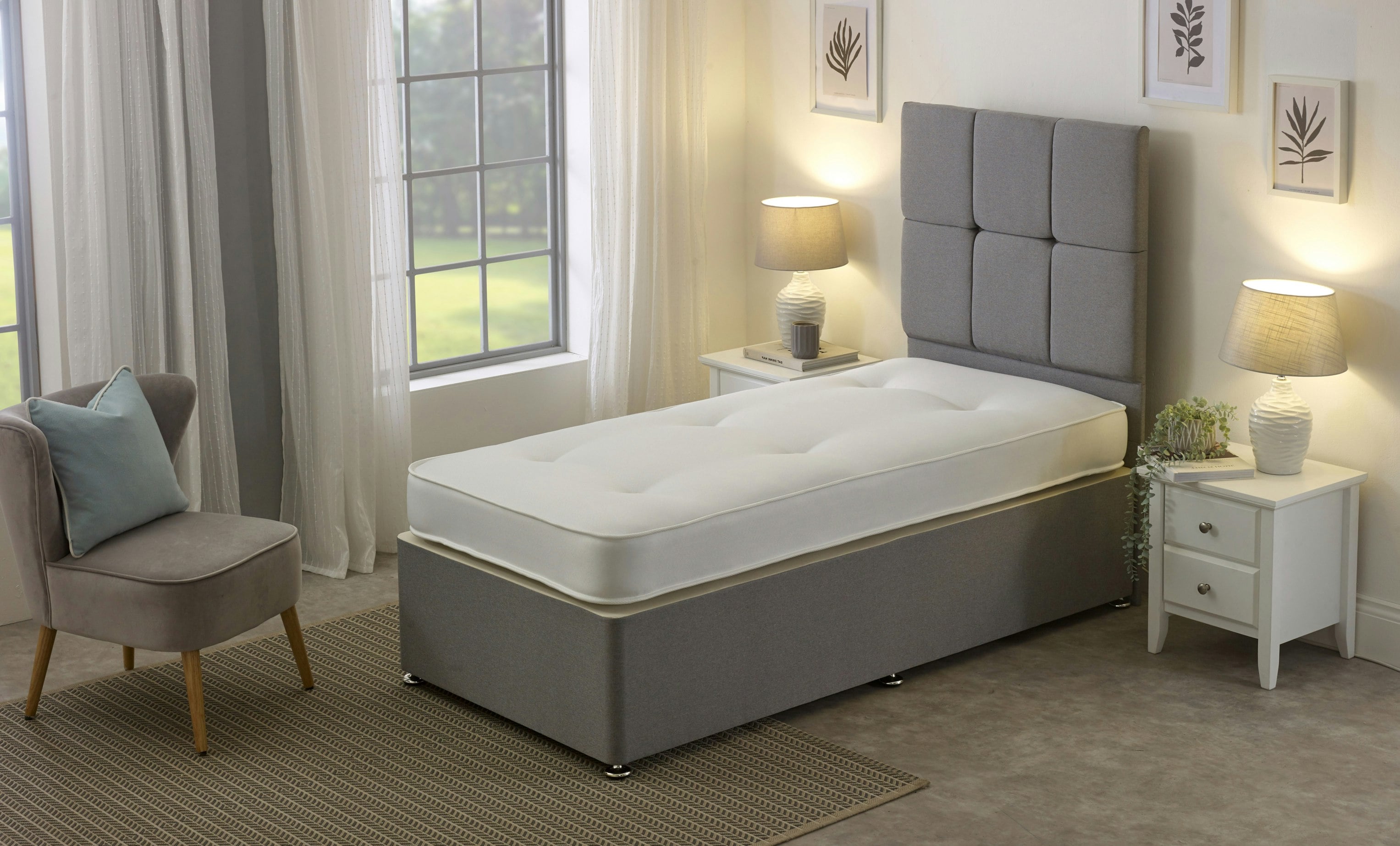 Rackhams White Double-Sided Tufted Innerspring Mattress - 17Cm Deep, Medium Comfort - 1 - 2Ft6 Shorty Small Single Mattress (75Cm X 175Cm)