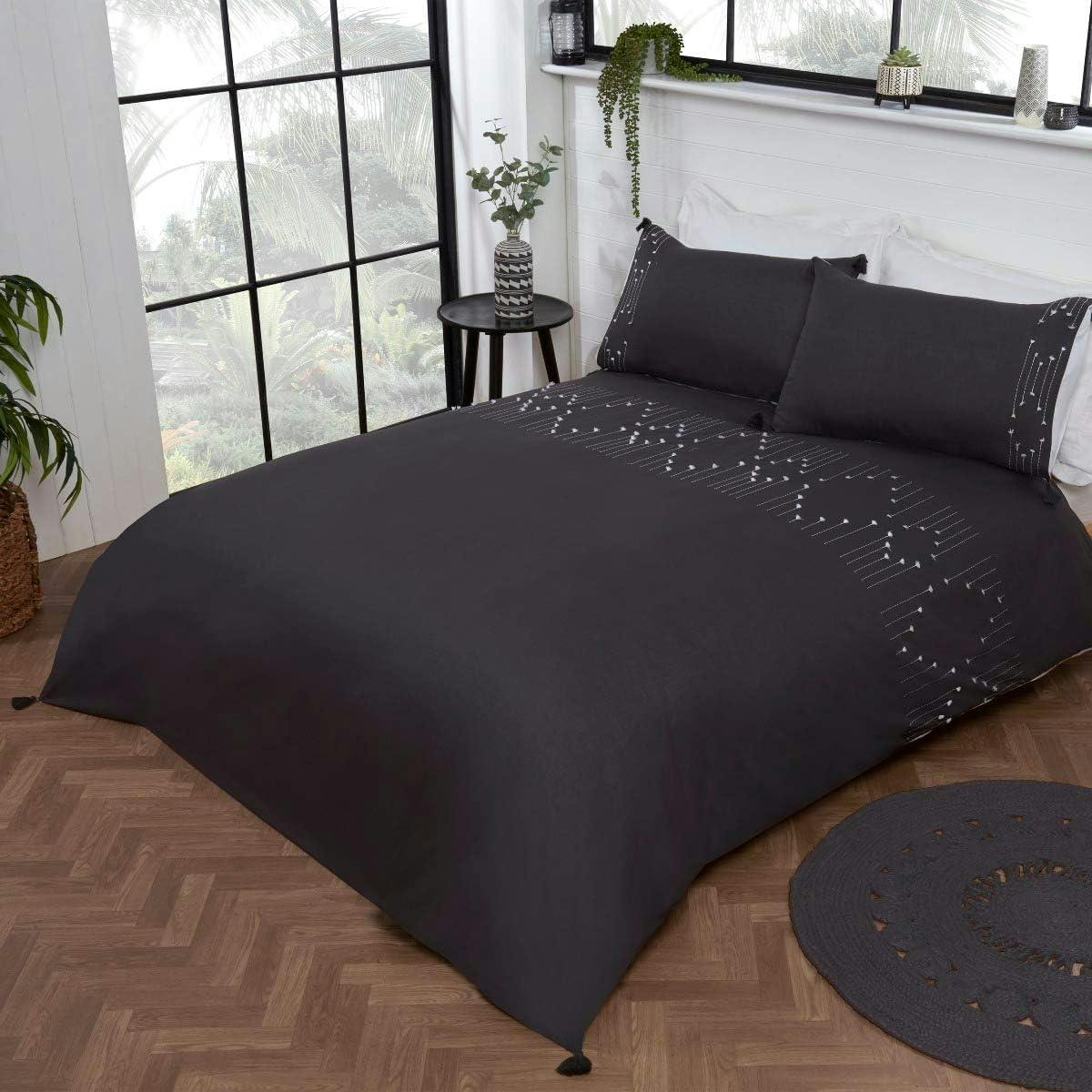 Rackhams Green Luxury Hotel Quality Boho Embroidered Tassels Duvet Cover With Pillowcases - Charcoal - Double (200Cm X 200Cm)