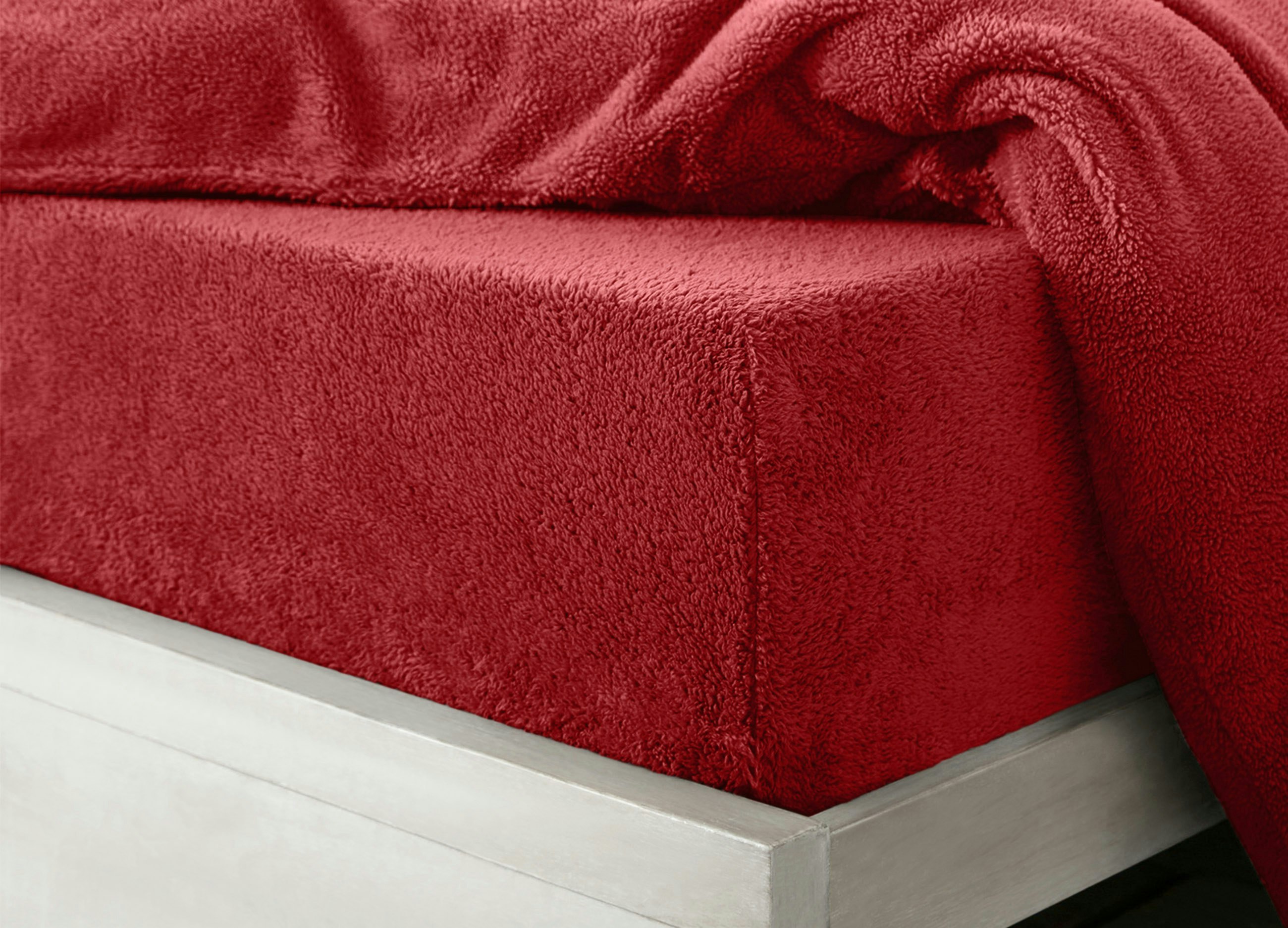 Rackhams Red Teddy Fleece Warm And Cosy Fitted Sheet - Super King