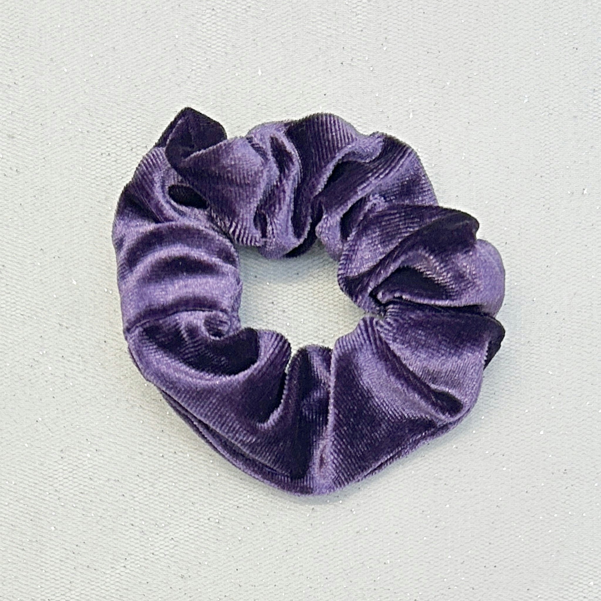 Queenmee Accessories Purple Scrunchie In Velvet