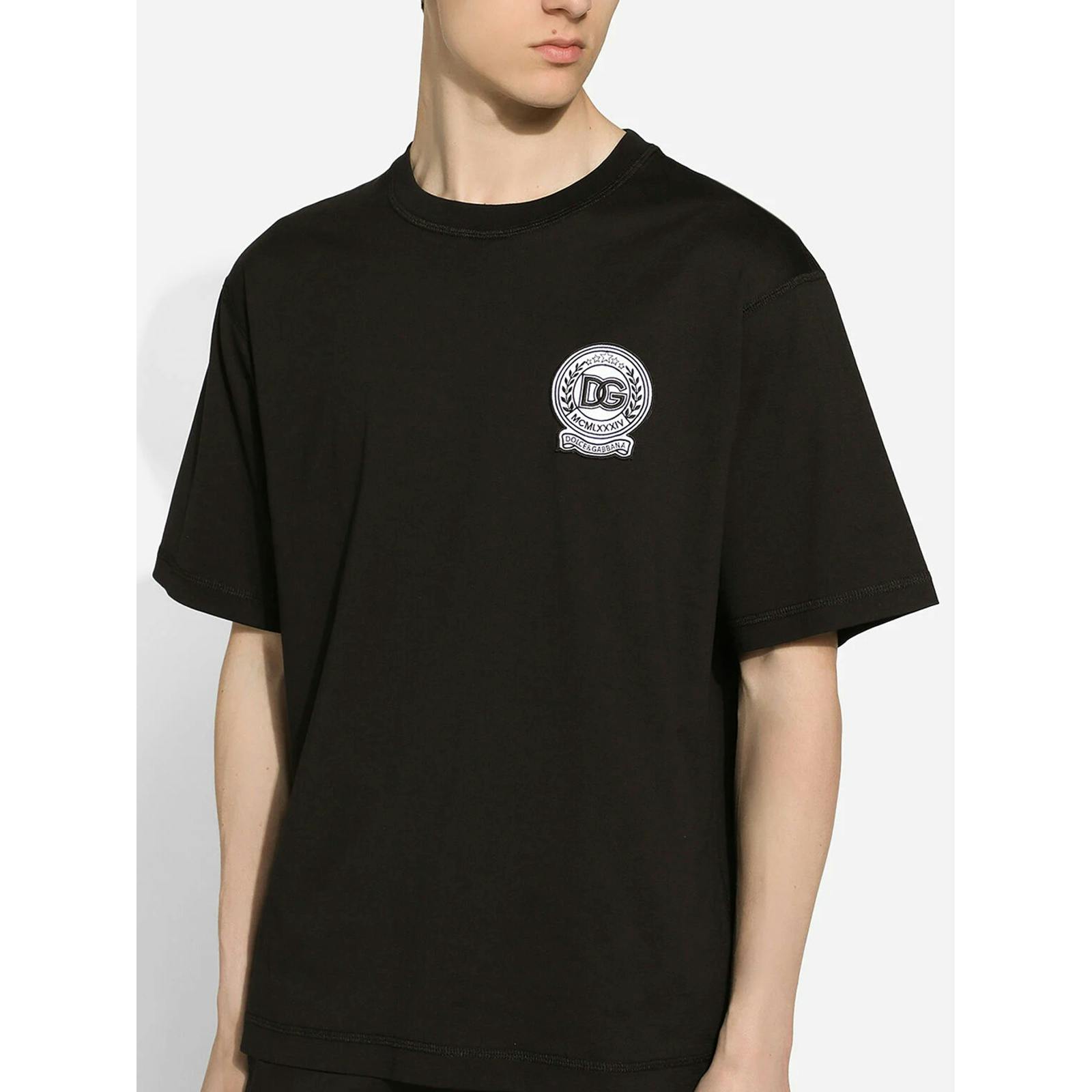 Dolce & Gabbana Black Roman Numerals Crest Embroidered Logo T-Shirt In - L