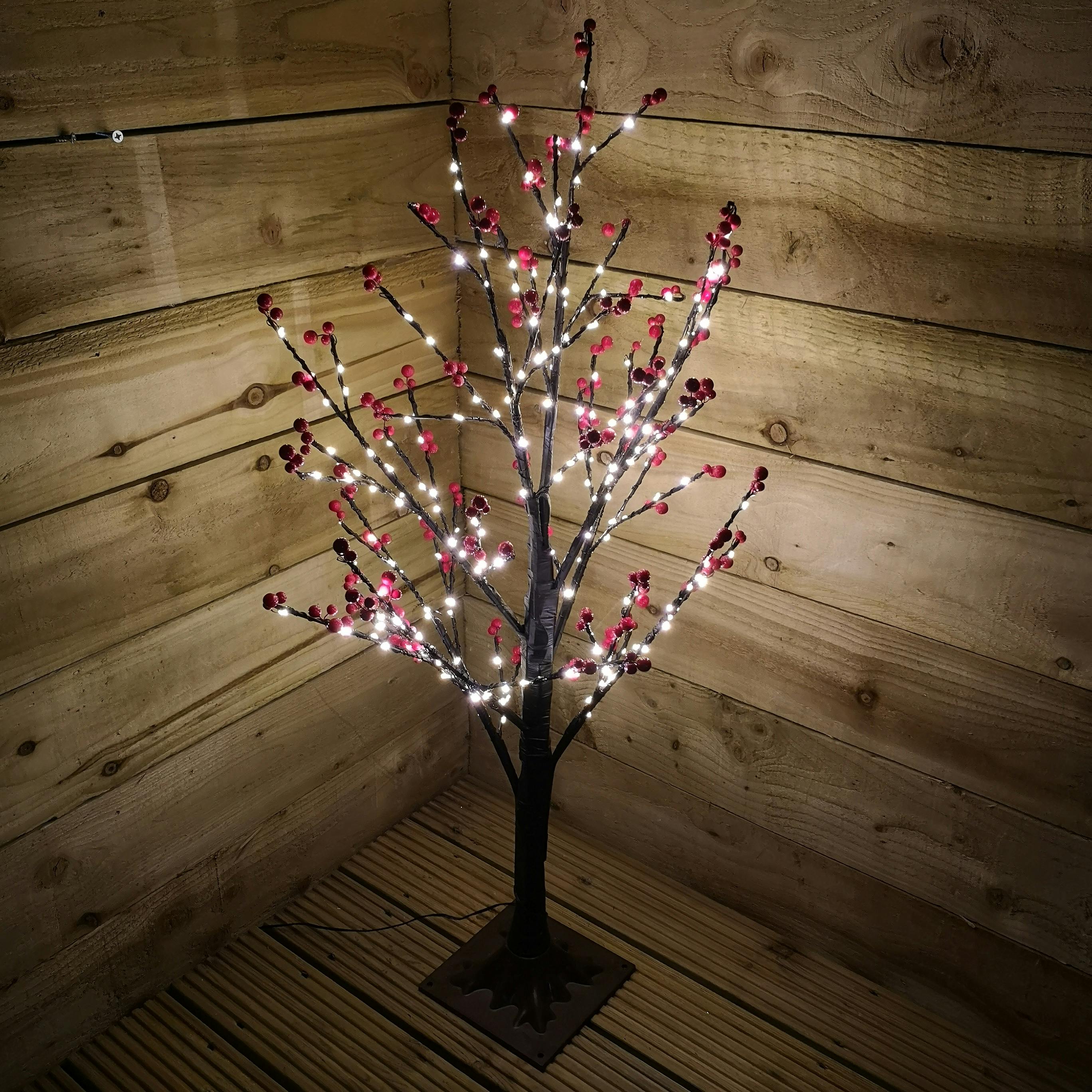 Rackhams Black/Red/White 90Cm 3Ft Christmas Lit Twig Tree Berry 240 Warm Led
