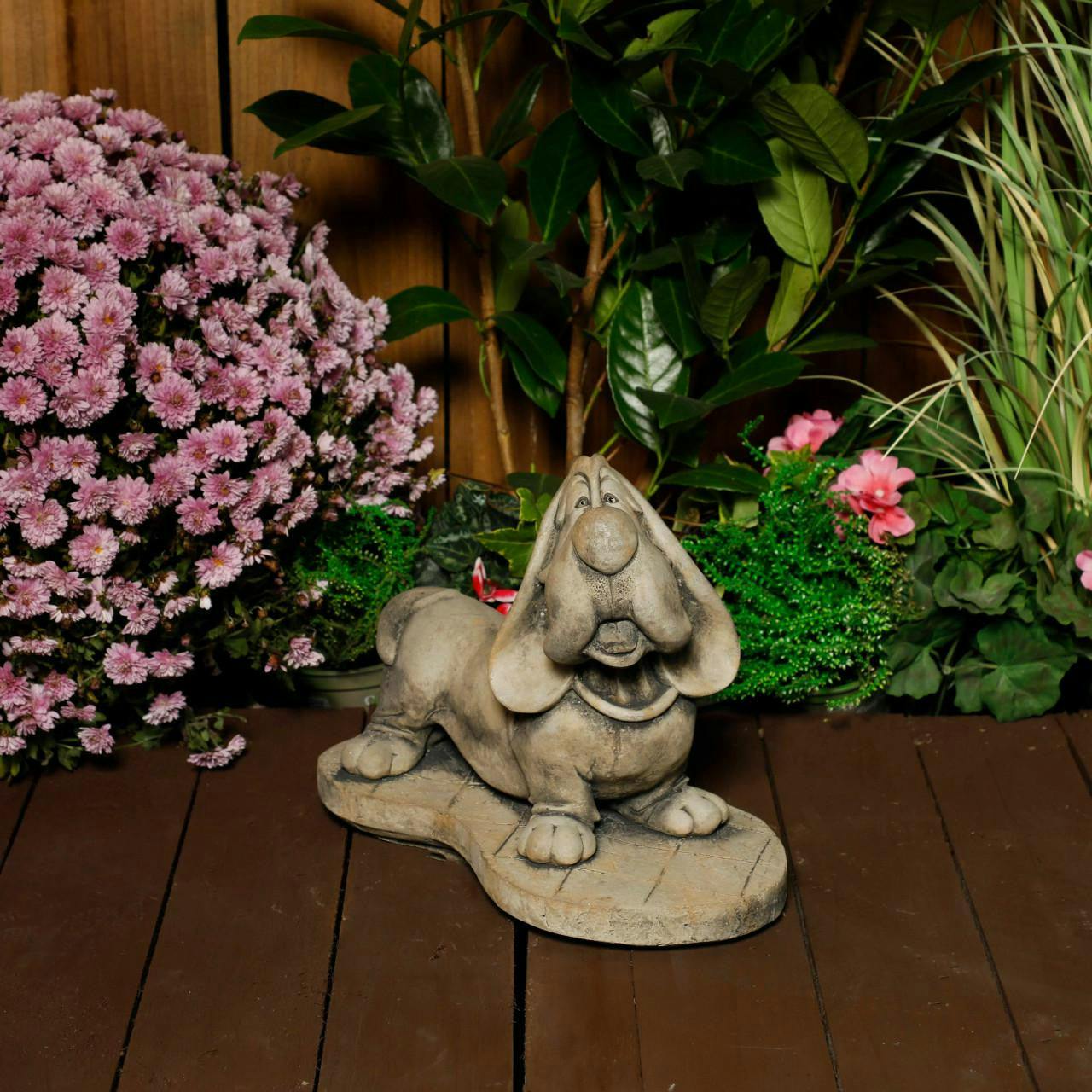 Rackhams Stone Cast Basset Hound Statue
