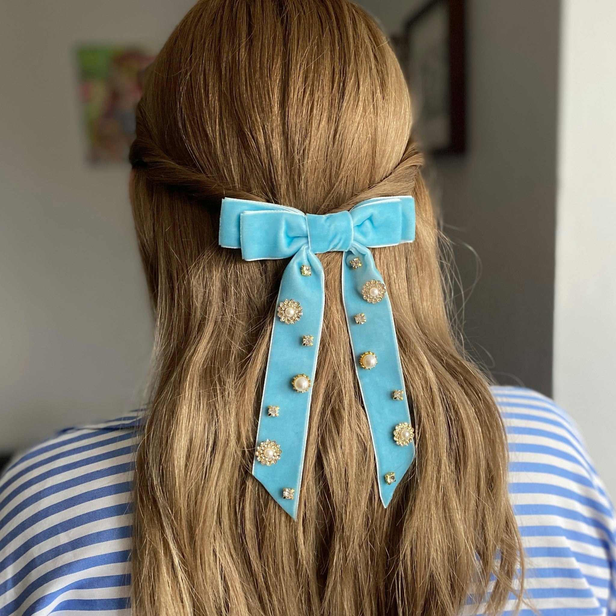 Queenmee Accessories Light/Blue Velvet Bow Hair Clip In With Jewels