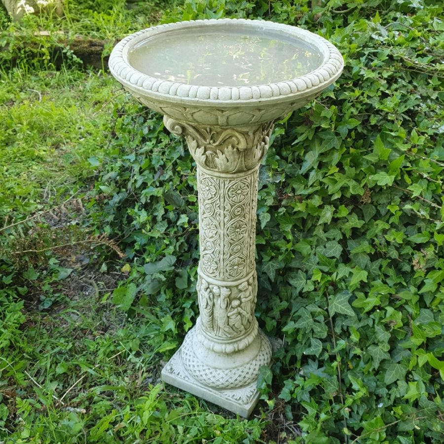 Rackhams Elegant Arcadian Style Stone Cast Birdbath