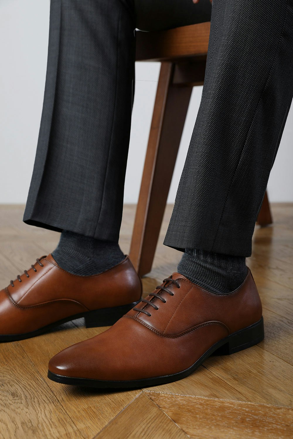 Where's That From Men's Brown Nick Oxford Lace Up Work Dress Shoes In Faux Leather - Size 9