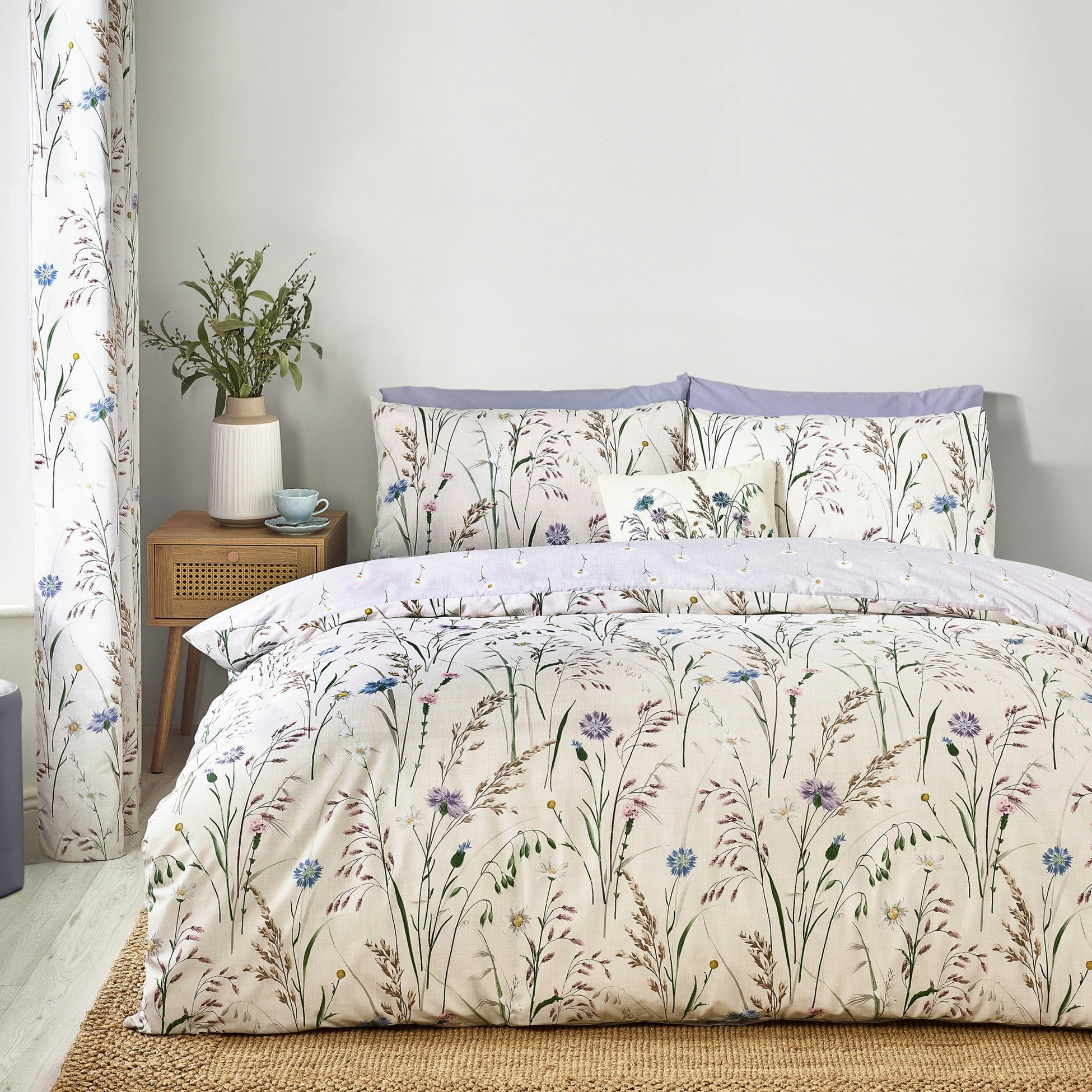 Catherine Lansfield Lilac Grasmere Floral Reversible Duvet Cover Set - King