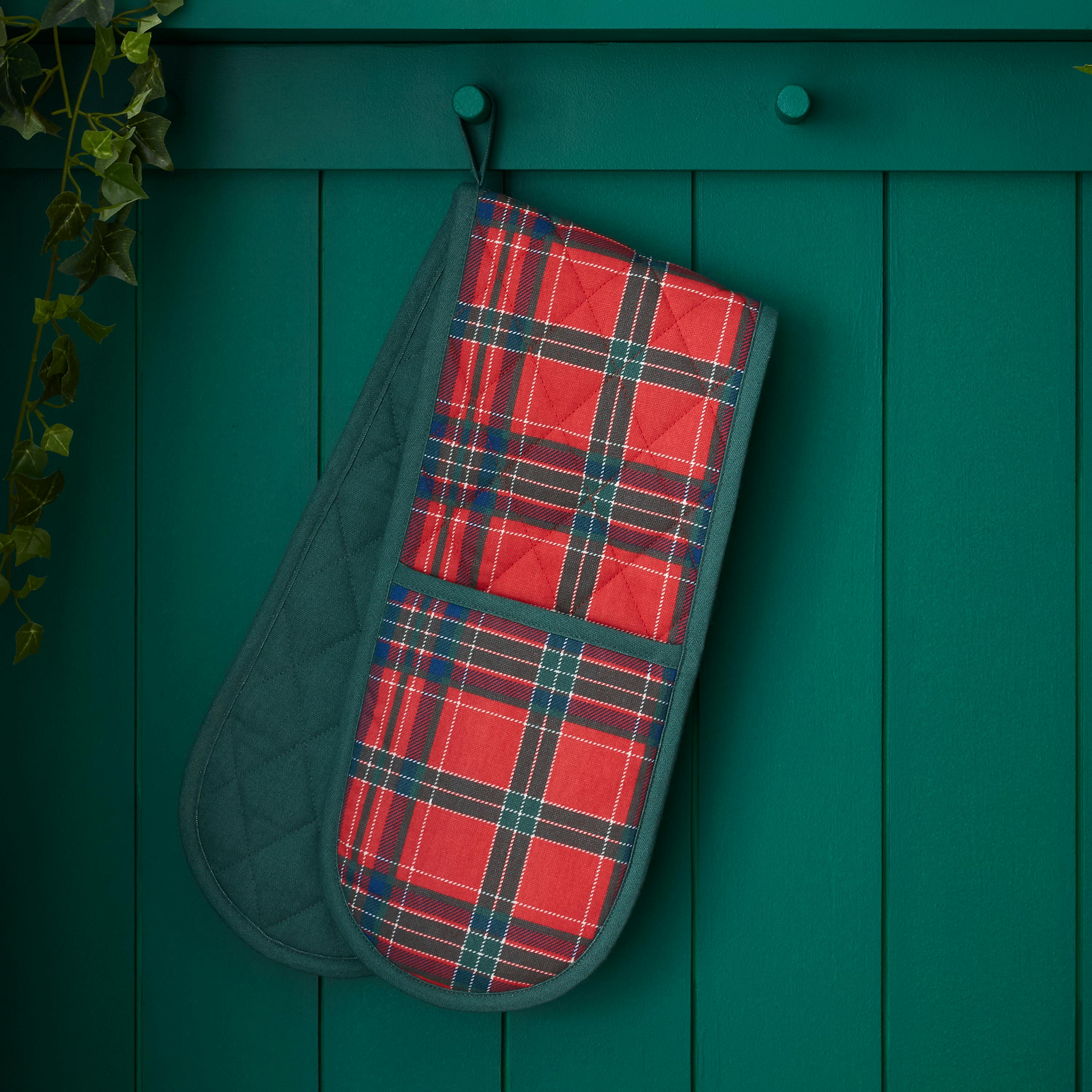 Catherine Lansfield Red/Green Christmas Tartan Check Cotton Kitchen Double Oven Glove