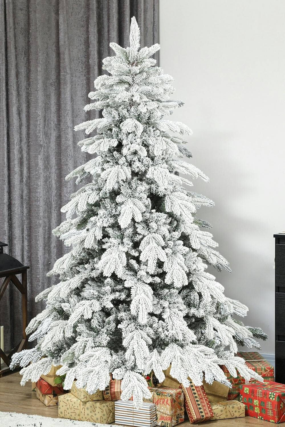 Homcom Unisex Green 6Ft Artificial Snow Flocked Christmas Tree - Image 6
