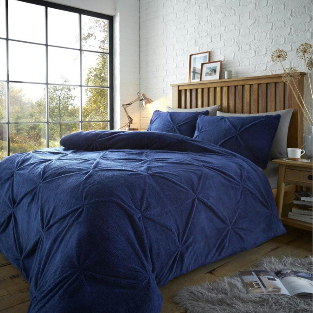 Rackhams Chiswick Pintuck Duvet Cover And Pillowcase Set - Navy - Single (135Cm X 200Cm)