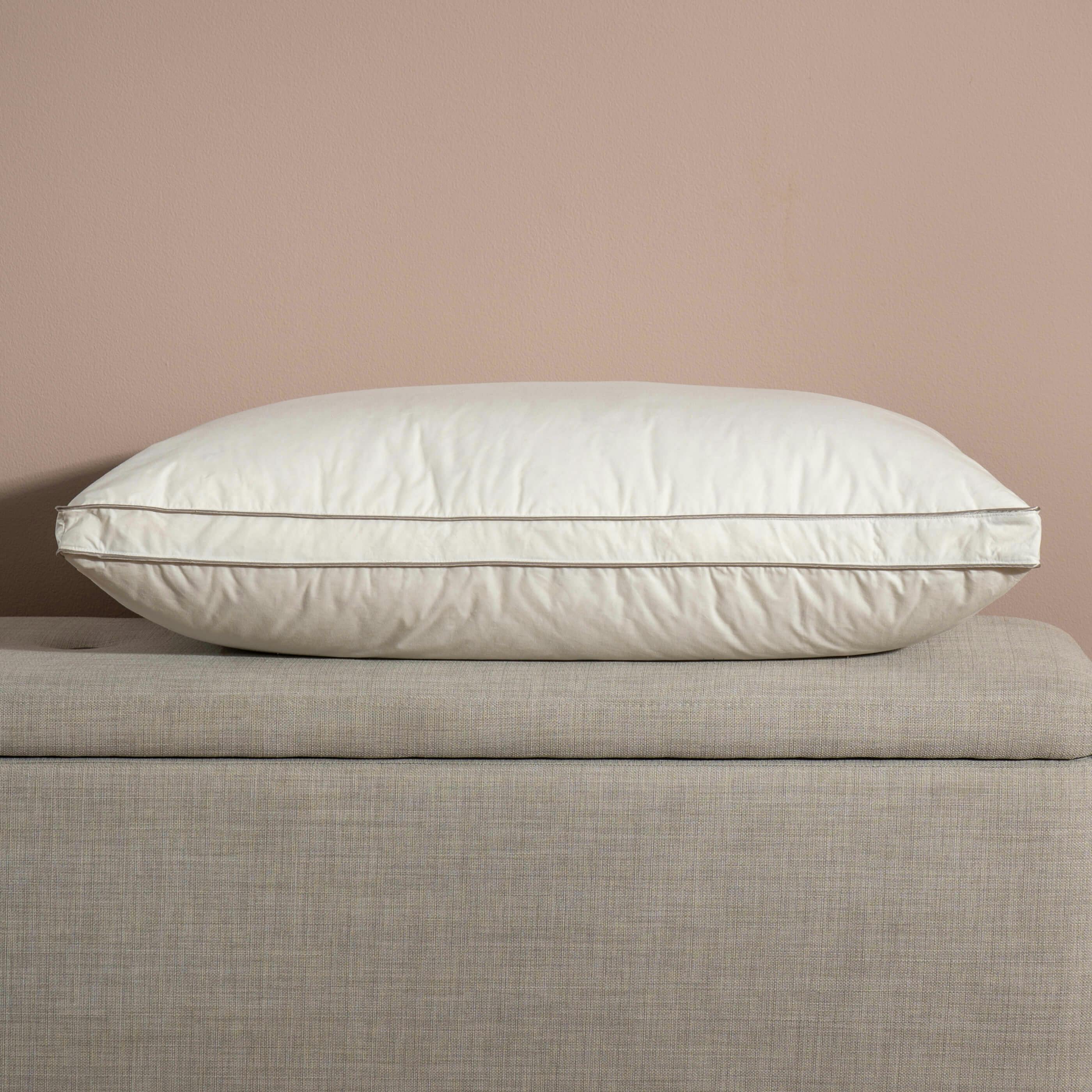 Soak&Sleep Light 60% Duck Down Pillows - Medium - Standard - Single