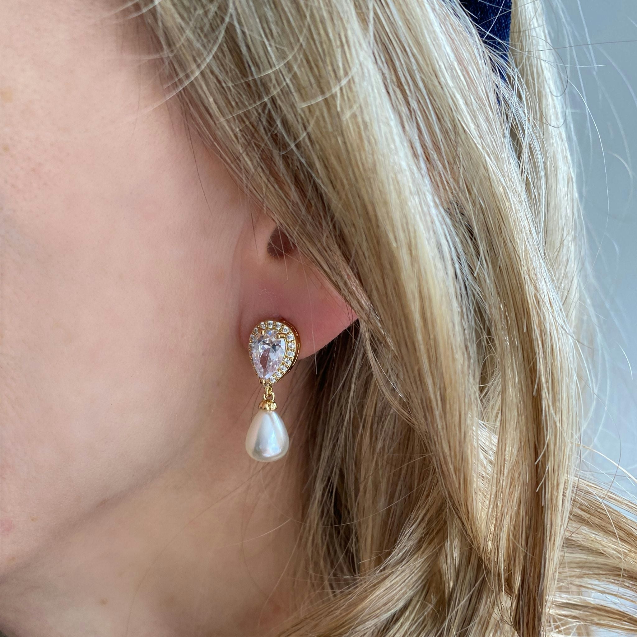 Queenmee Accessories Gold Pearl Drop Earrings Small Crystal Earrings