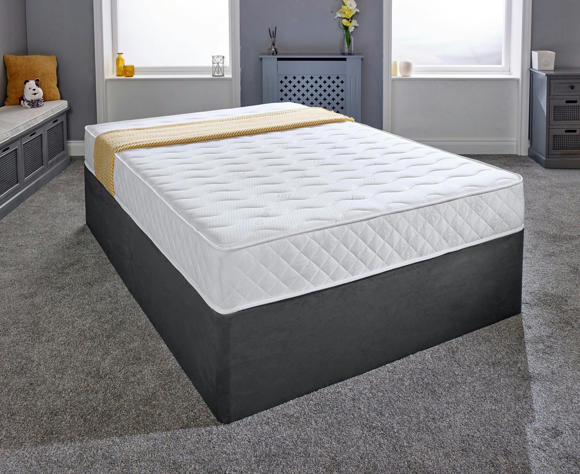 Extreme Comfort White Diamond Wave Innerspring Mattress - 9" Deep, Medium Comfort - 1 - 2Ft6 Shorty Small Single Mattress (75Cm X 175Cm)