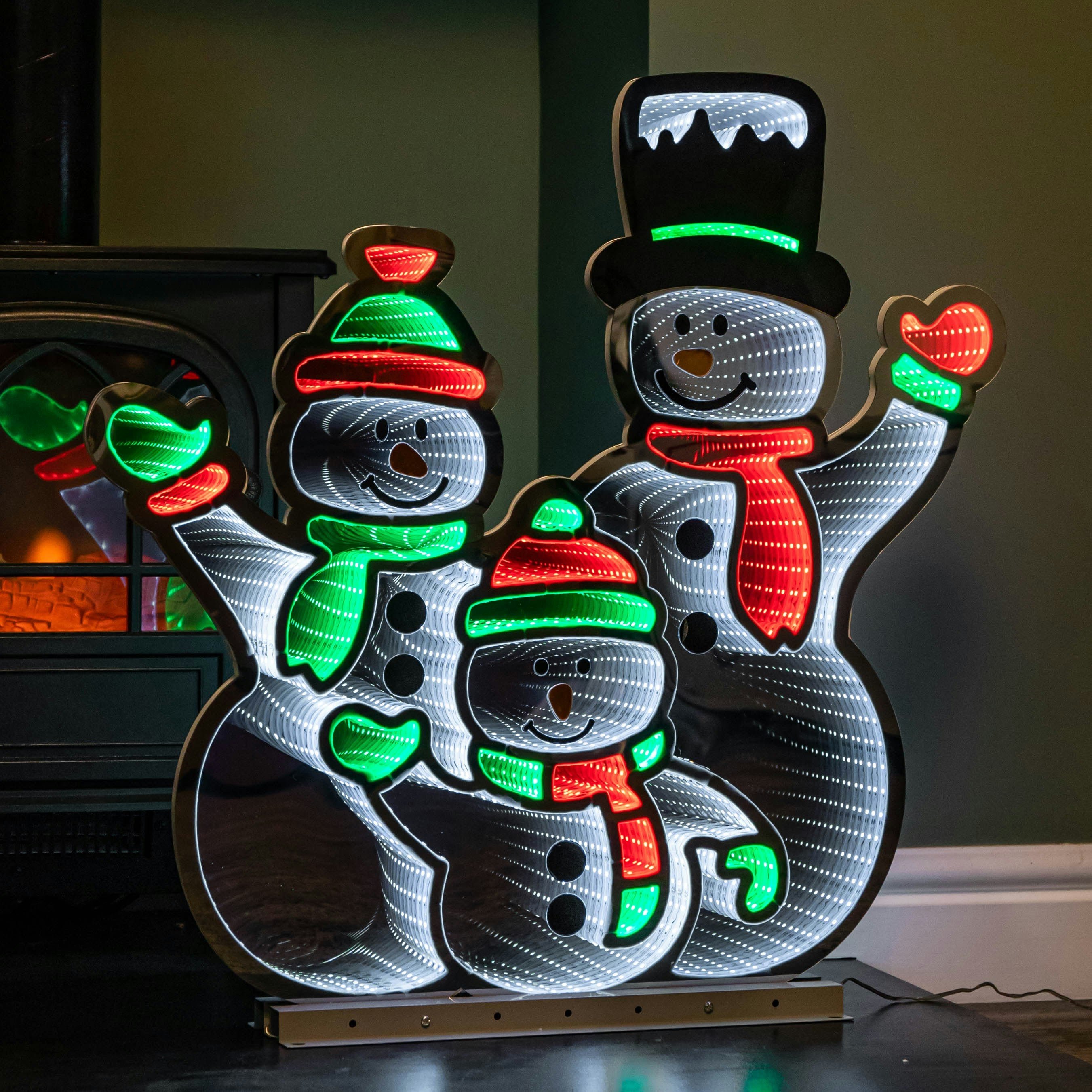 Snow Time 65Cm Infinity Snowmen Family On Metal Base With White Red & Green Leds - Image 4