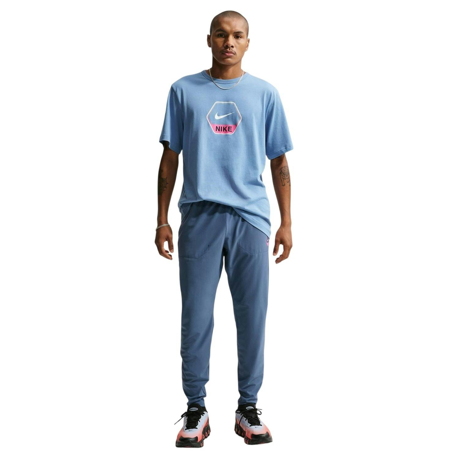 Nike Men's Blue Sportswear Club T-Shirt - S - 100% Cotton