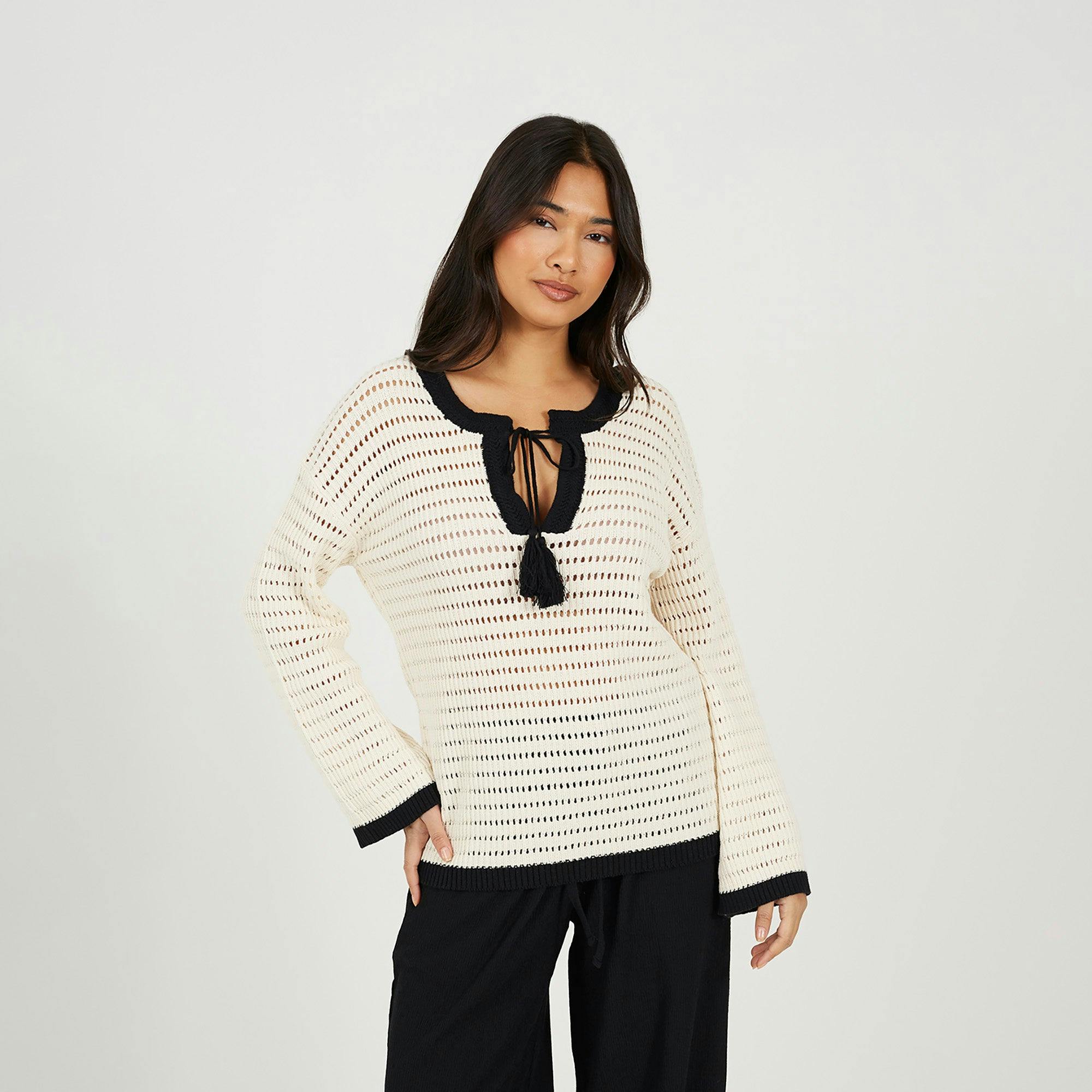 Brave Soul Cream Loose Knit V-Neck Jumper - M