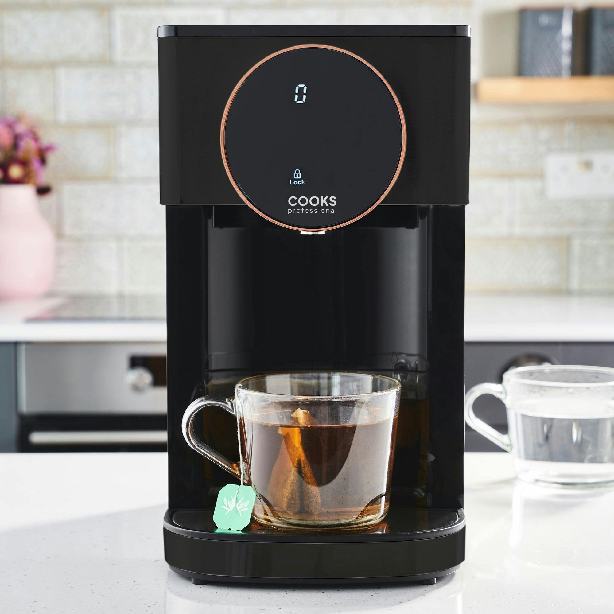 Cooks Professional Instant Hot Water Dispenser - 2600W - 4L - Black - Image 2